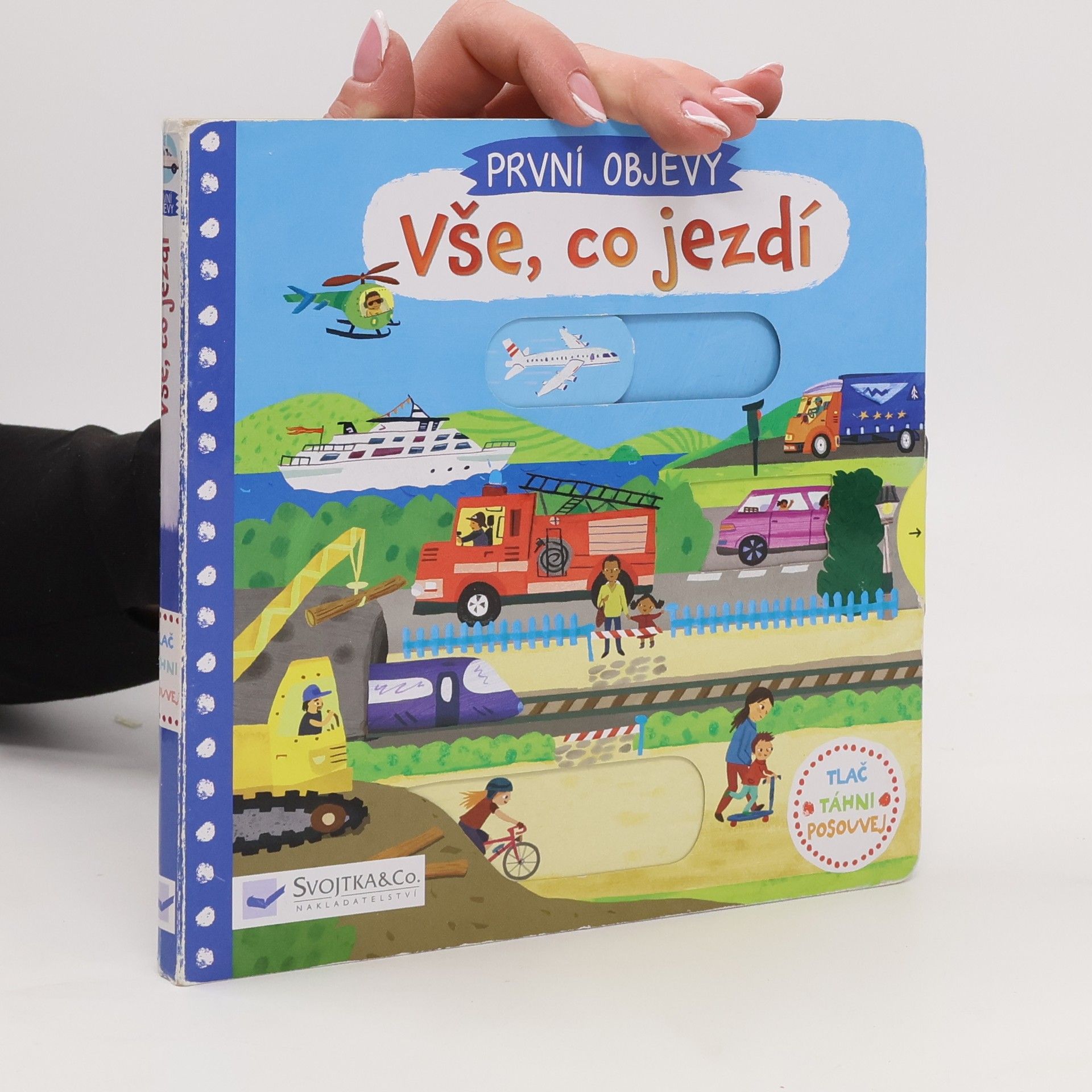 Christiane Engel První objevy: Vše, co jezdí