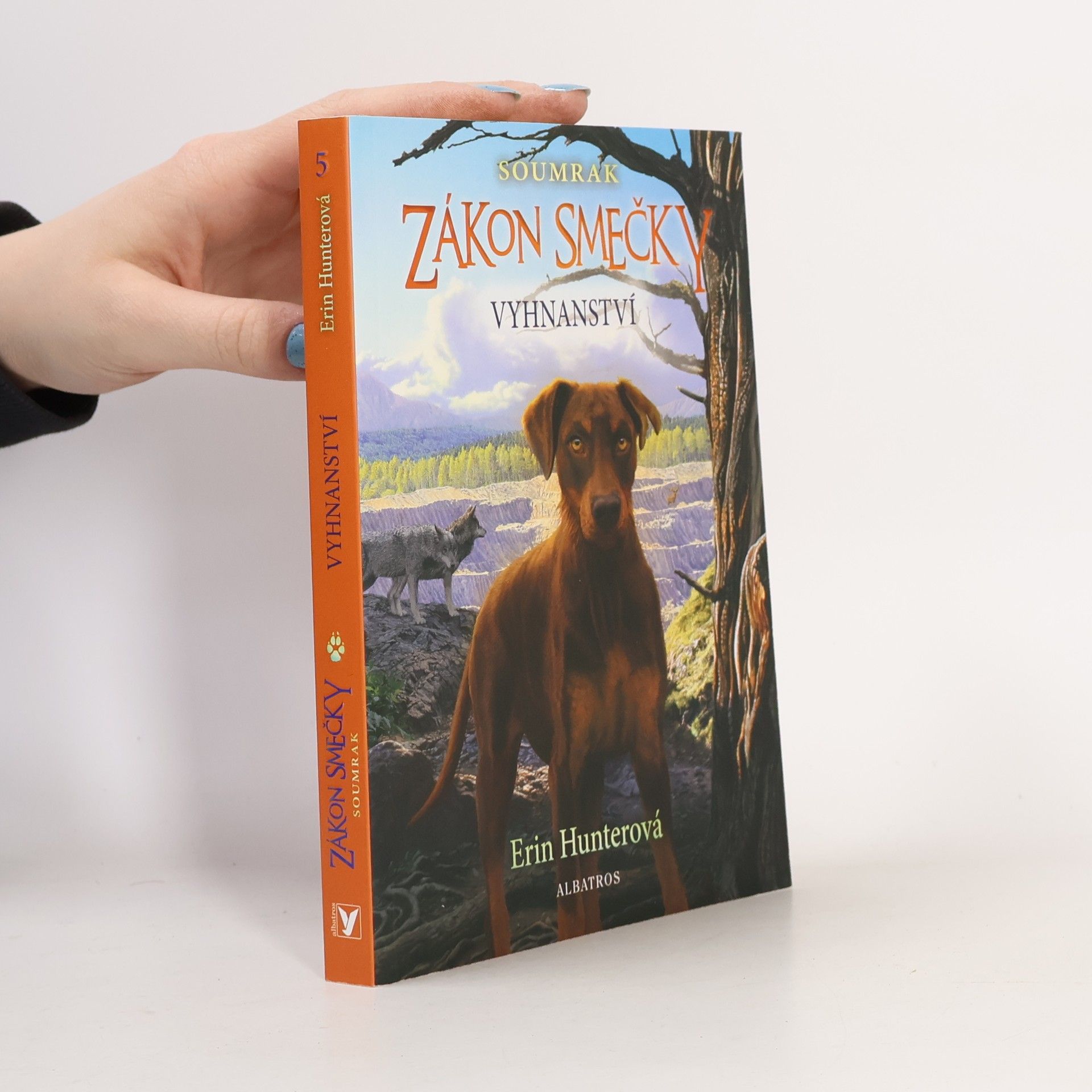 Erin Hunter Vyhnanství