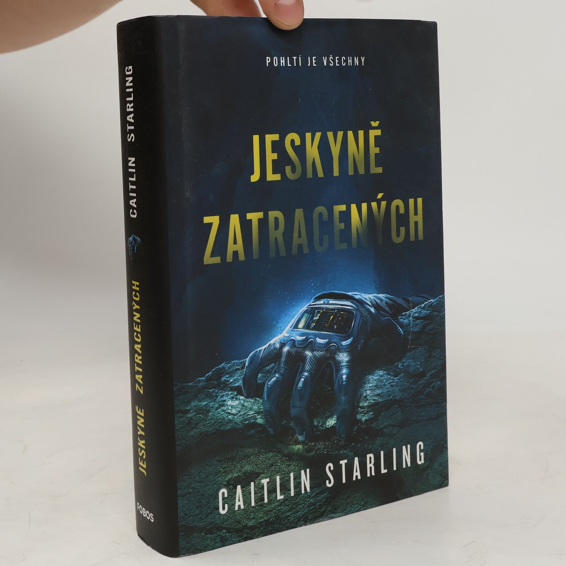 Caitlin Starling Jeskyně zatracených