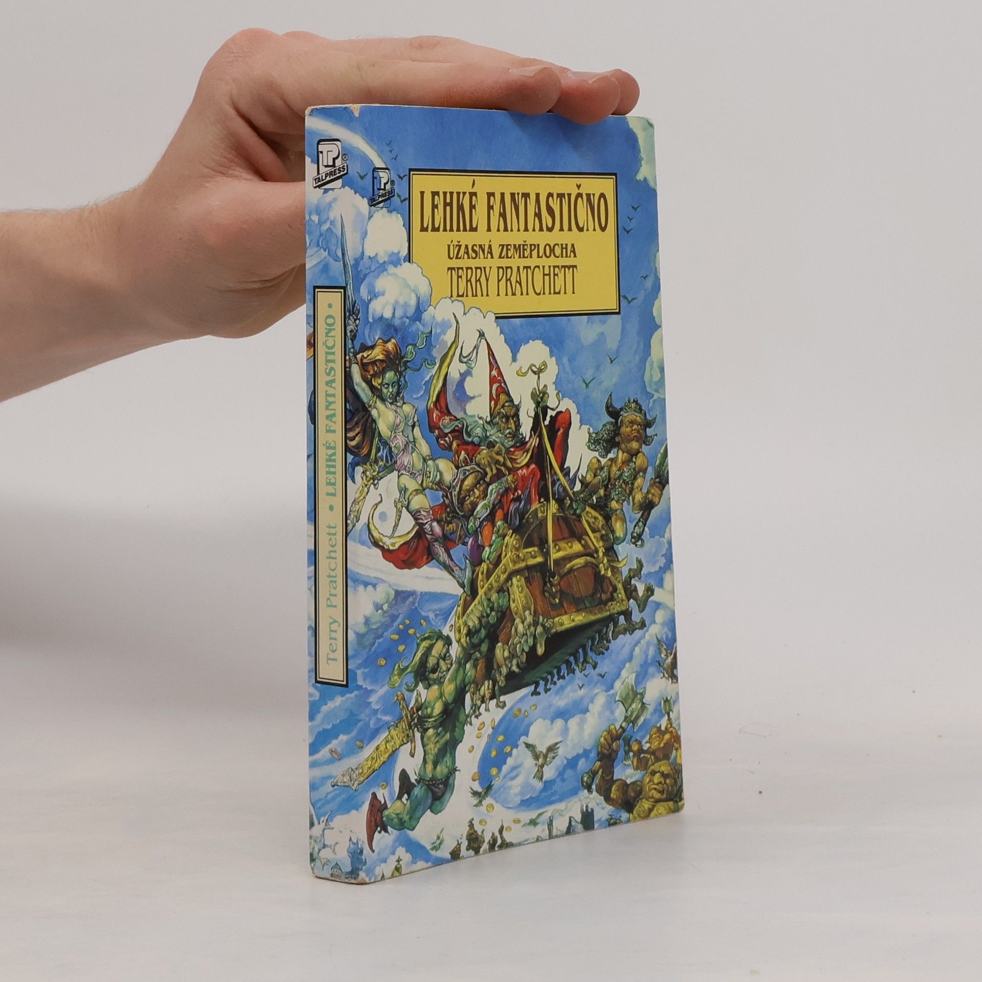 Terry Pratchett Lehké fantastično