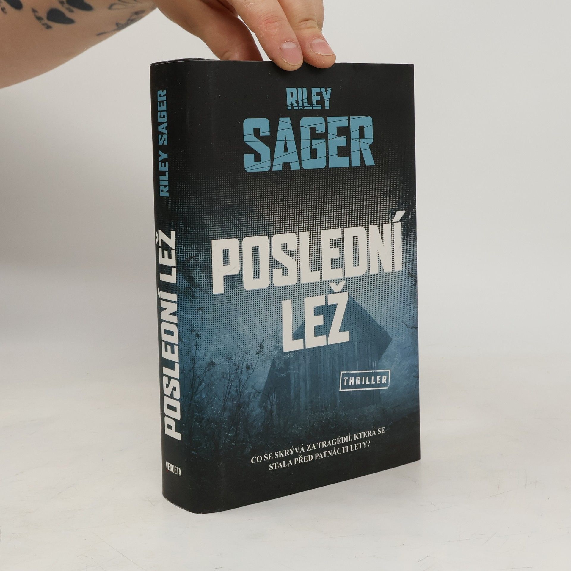 Riley Sager Poslední lež
