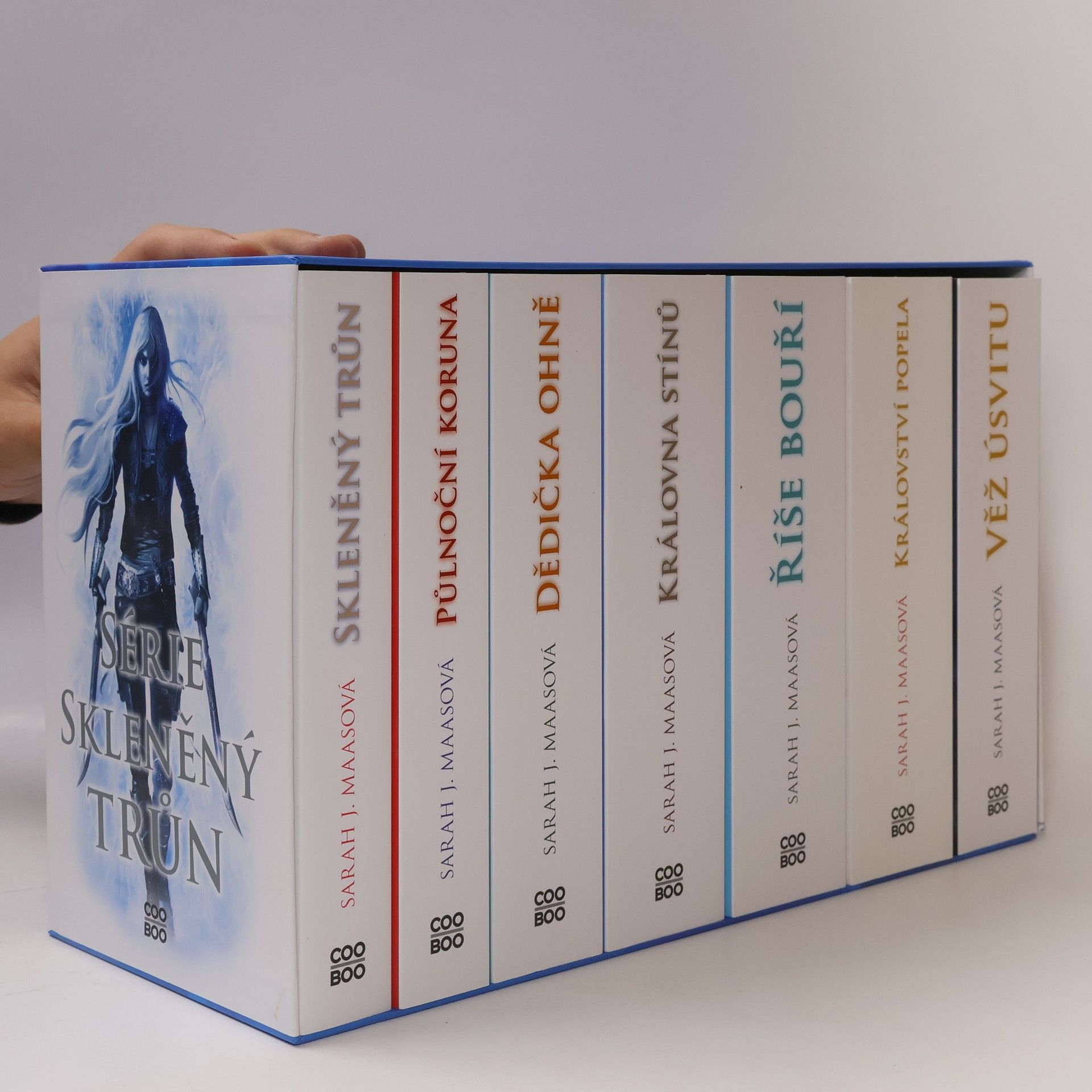 Sarah J. Maas Skleněný trůn 1-7 (box)