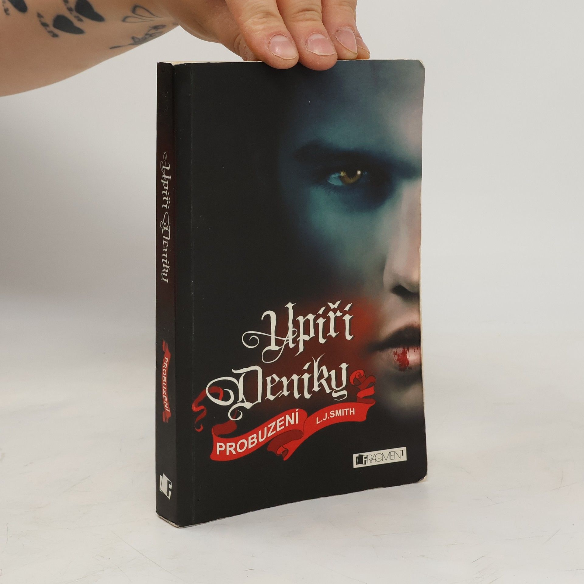 Lisa Jane Smith Upíří deníky. Probuzení