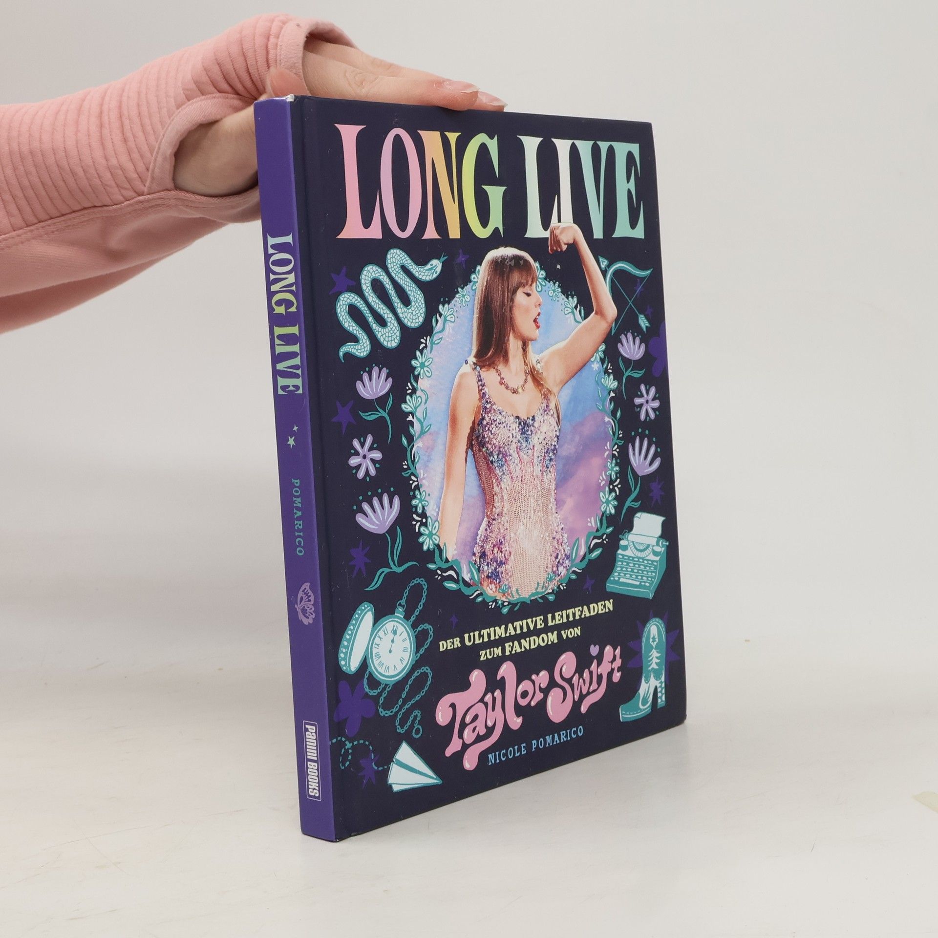Nicole Pomarico Long Live