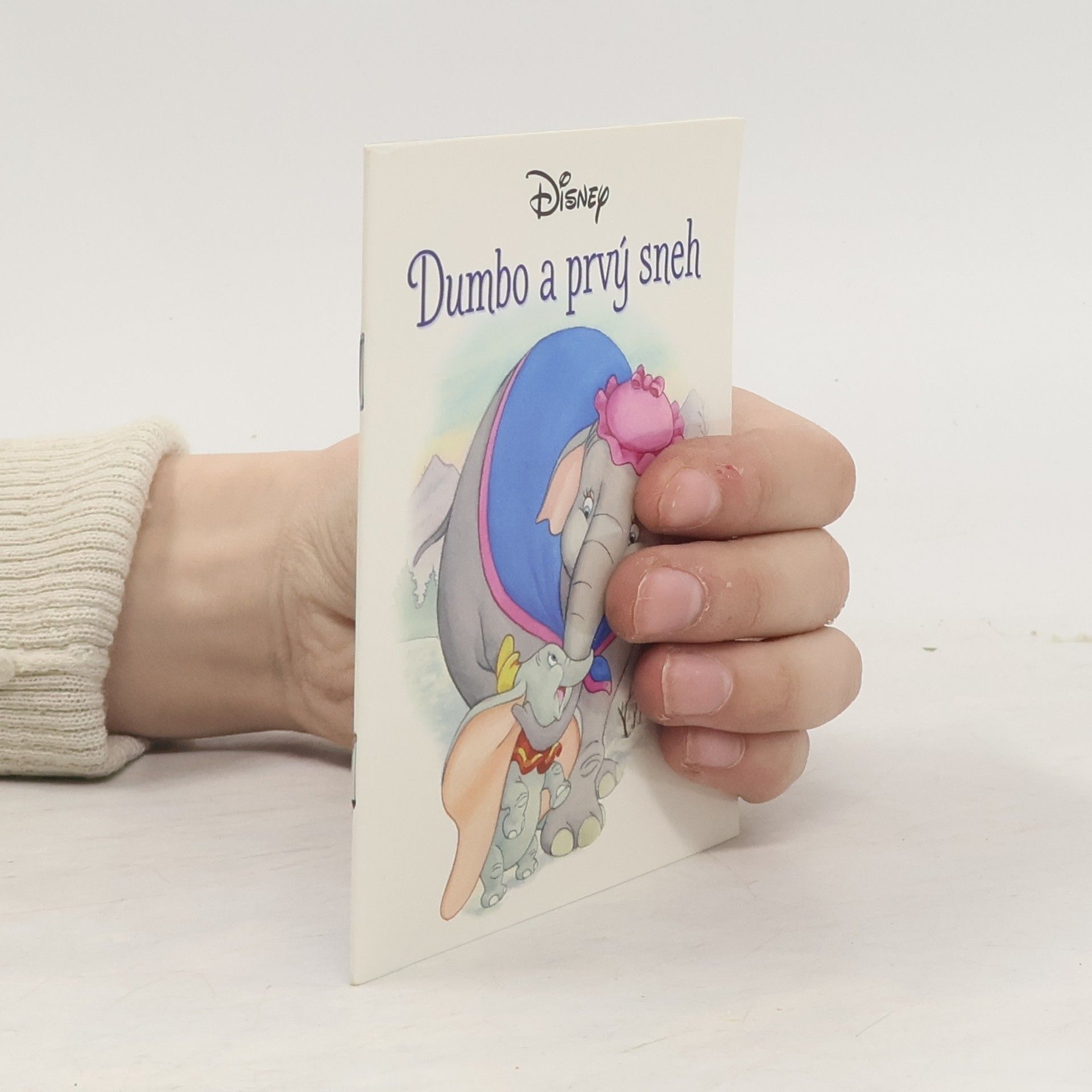 Autorenkollektiv Dumbo a prvý sneh