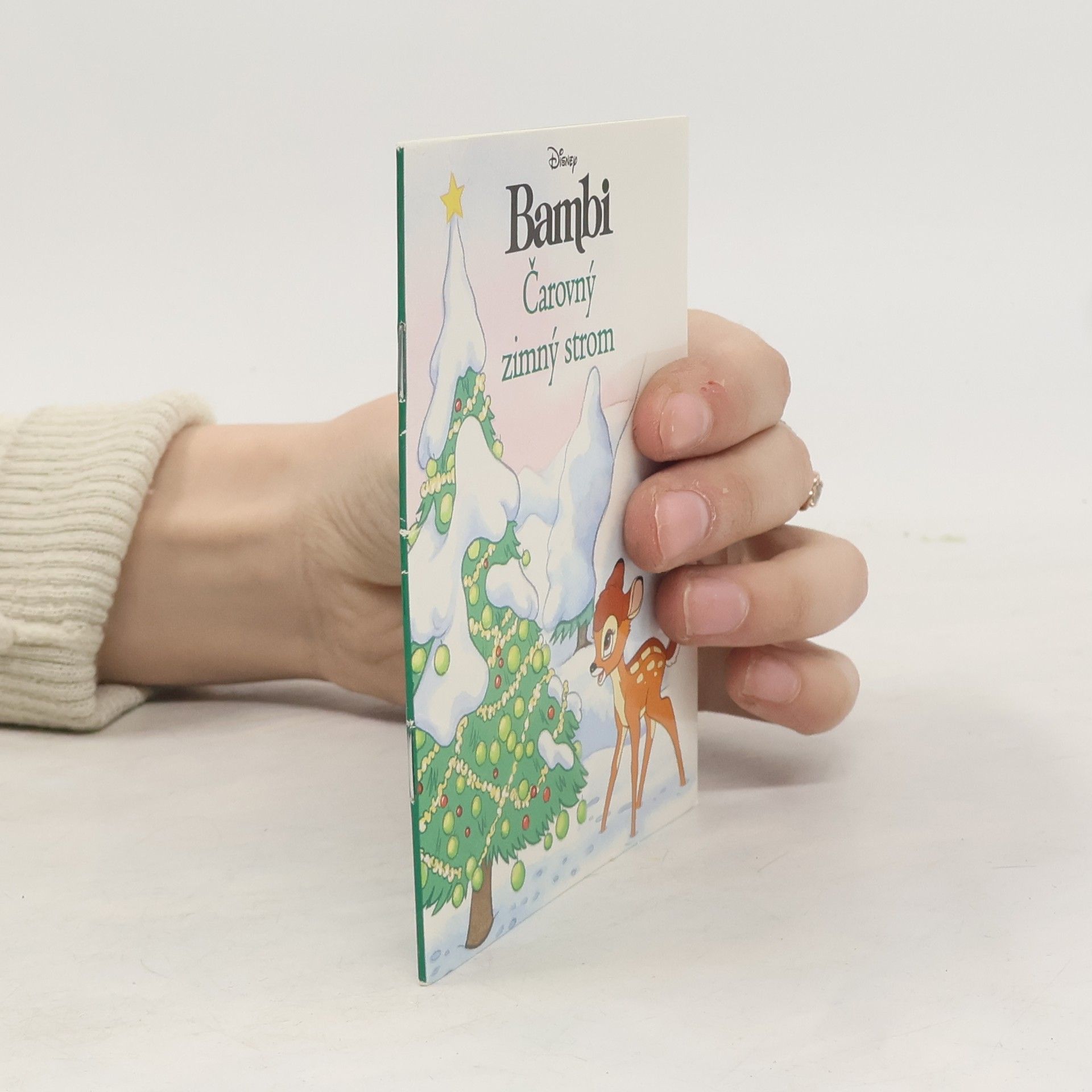 Autorenkollektiv Bambi. Čarovný zimný strom