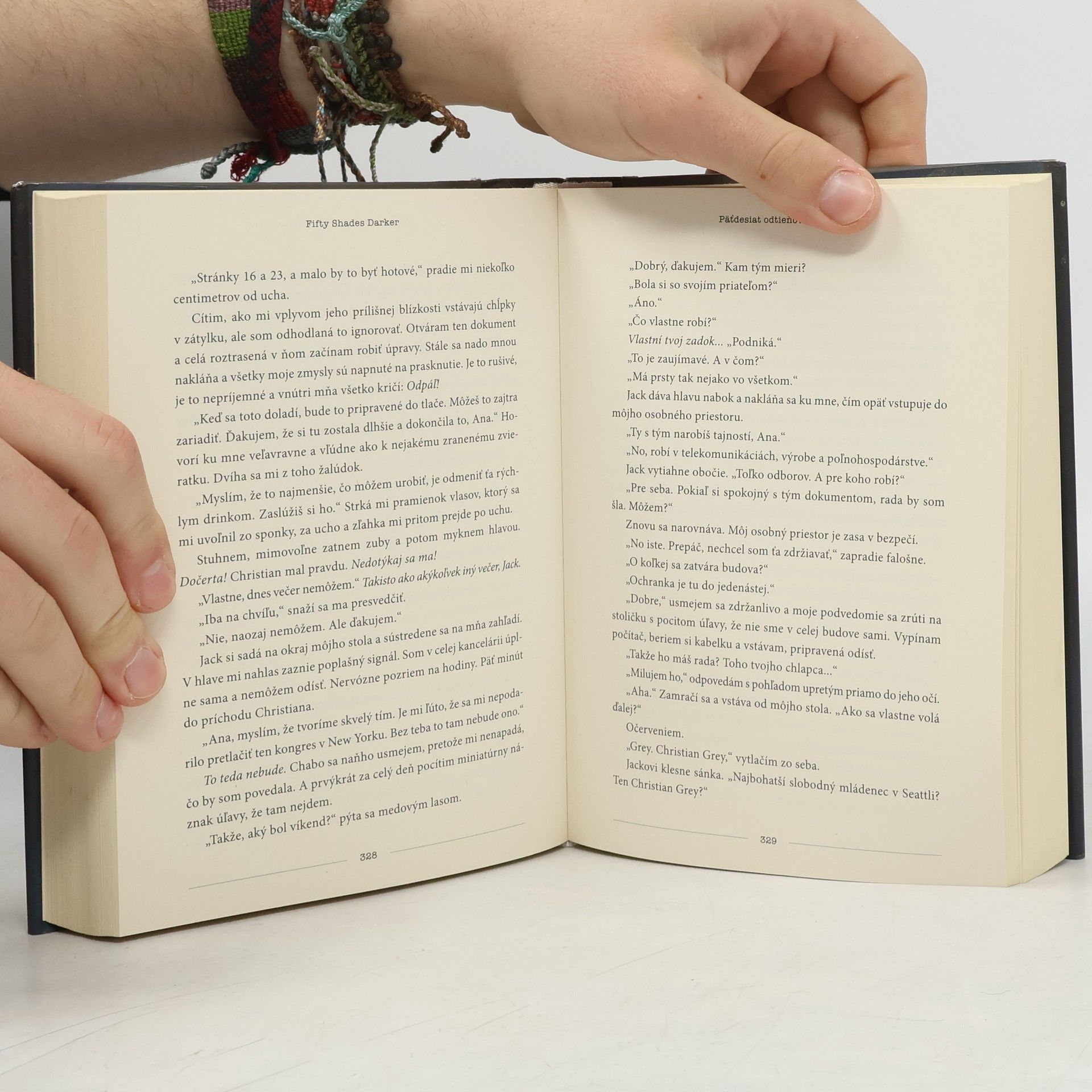 E L James Päťdesiat odtieňov temnoty