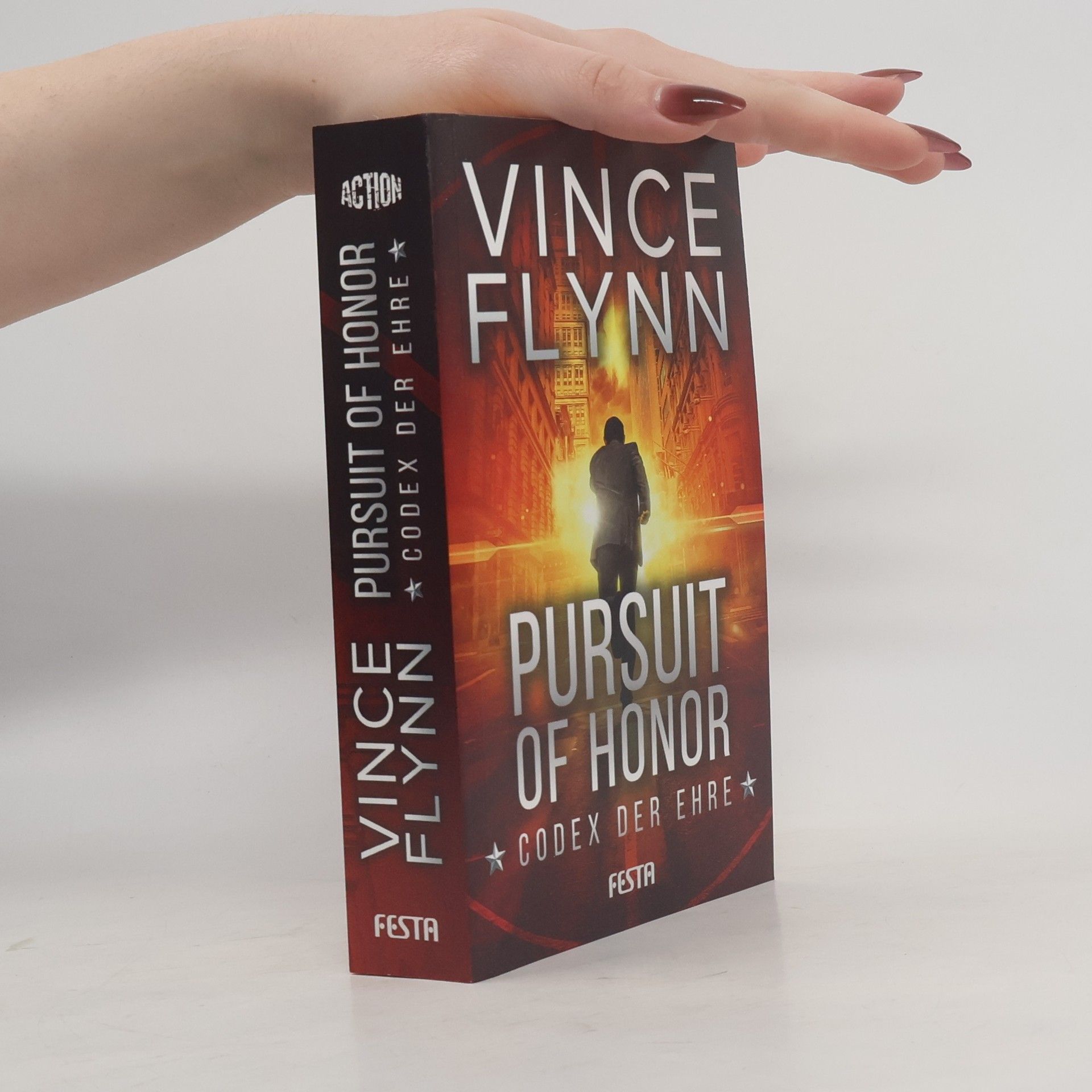 Vince Flynn Pursuit of honor