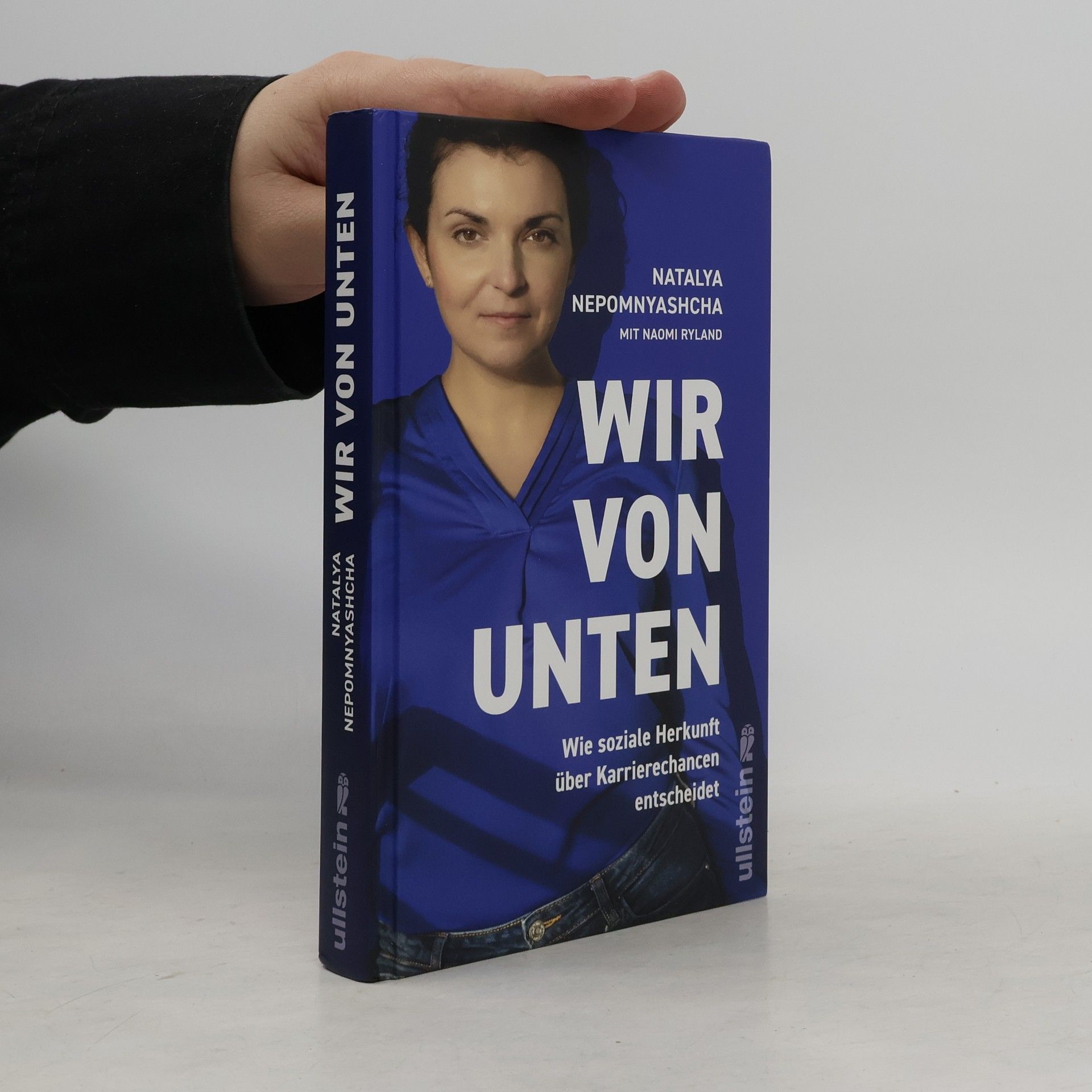 Natalya Nepomnyashcha Wir von unten