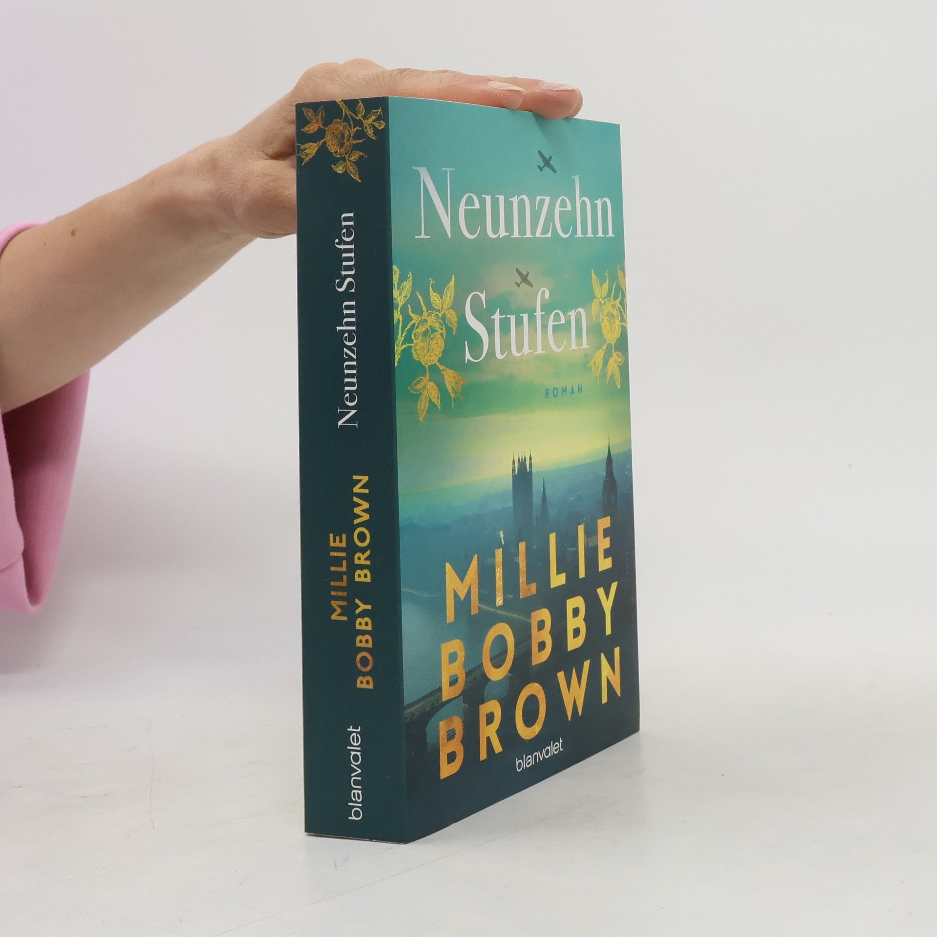 Millie Bobby Brown Neunzehn Stufen