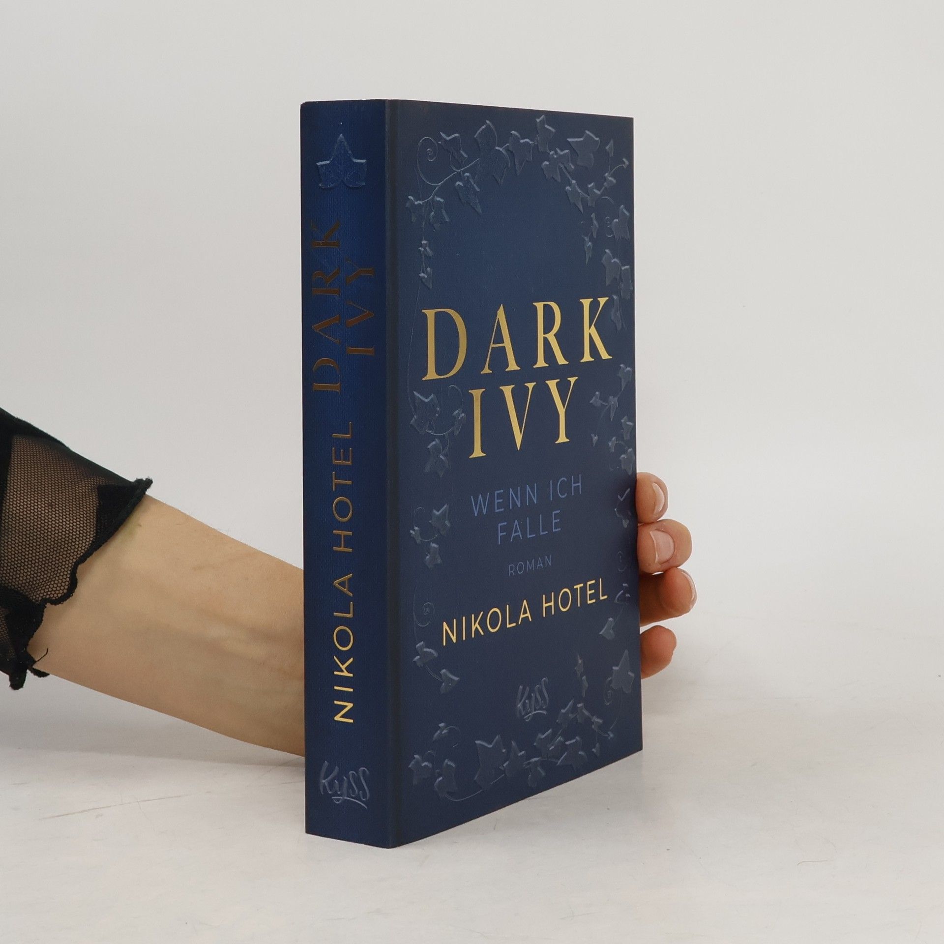 Nikola Hotel Dark Ivy - Wenn ich falle