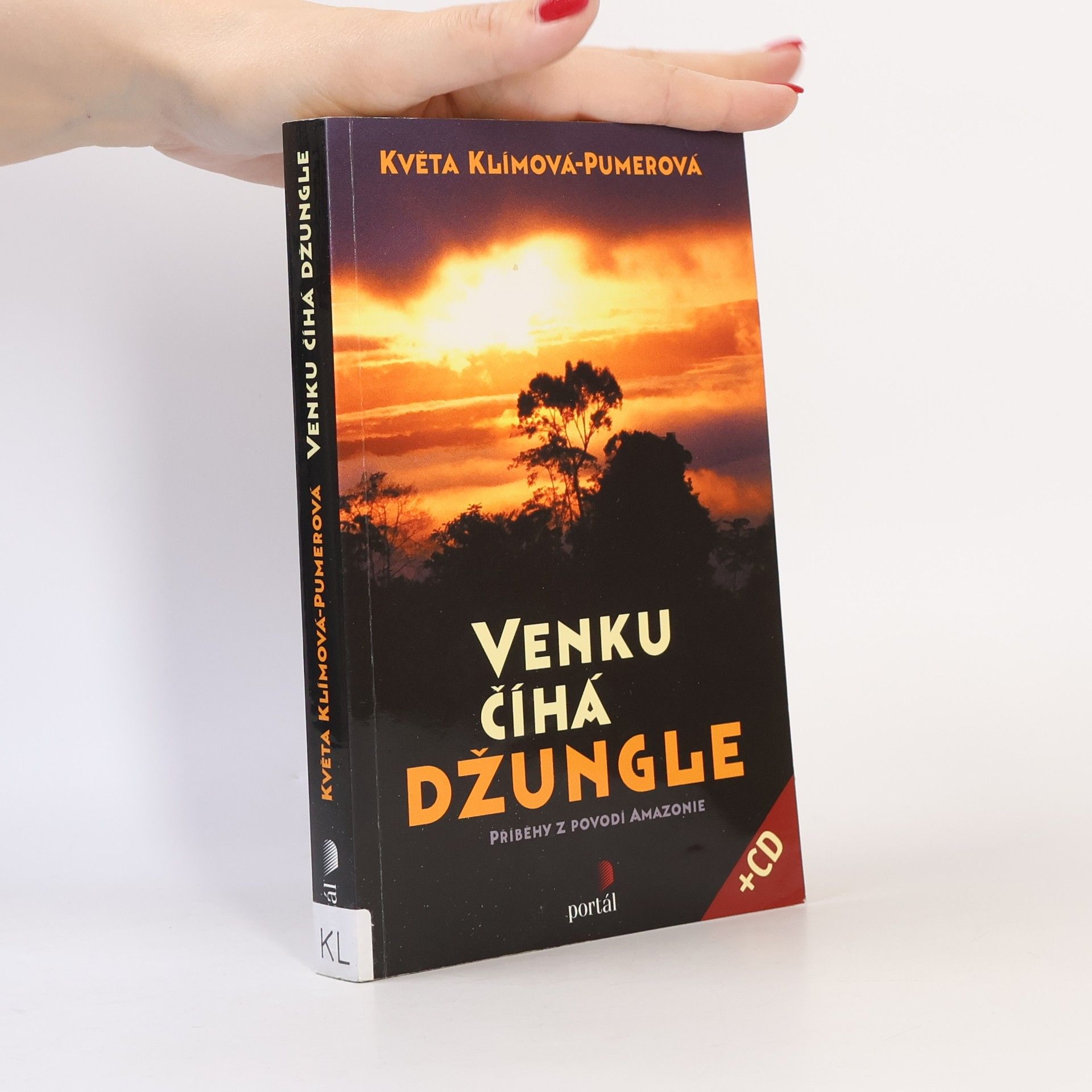Květa KlímováPumerová Venku číhá džungle: Příběhy z povodí Amazonie