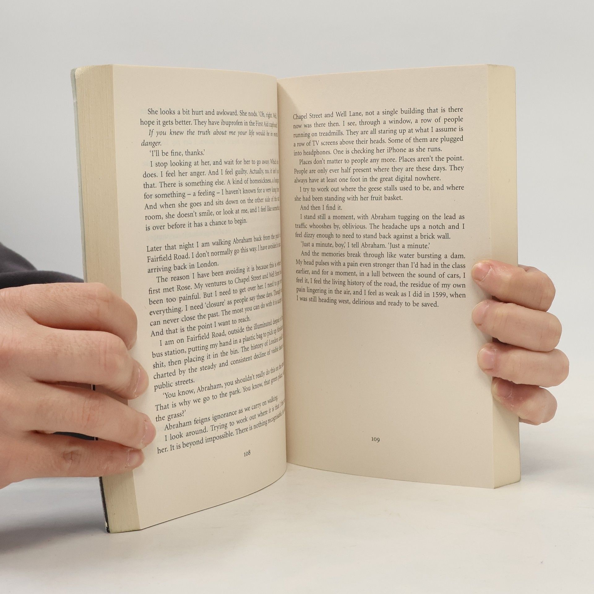 Matt Haig How to Stop Time