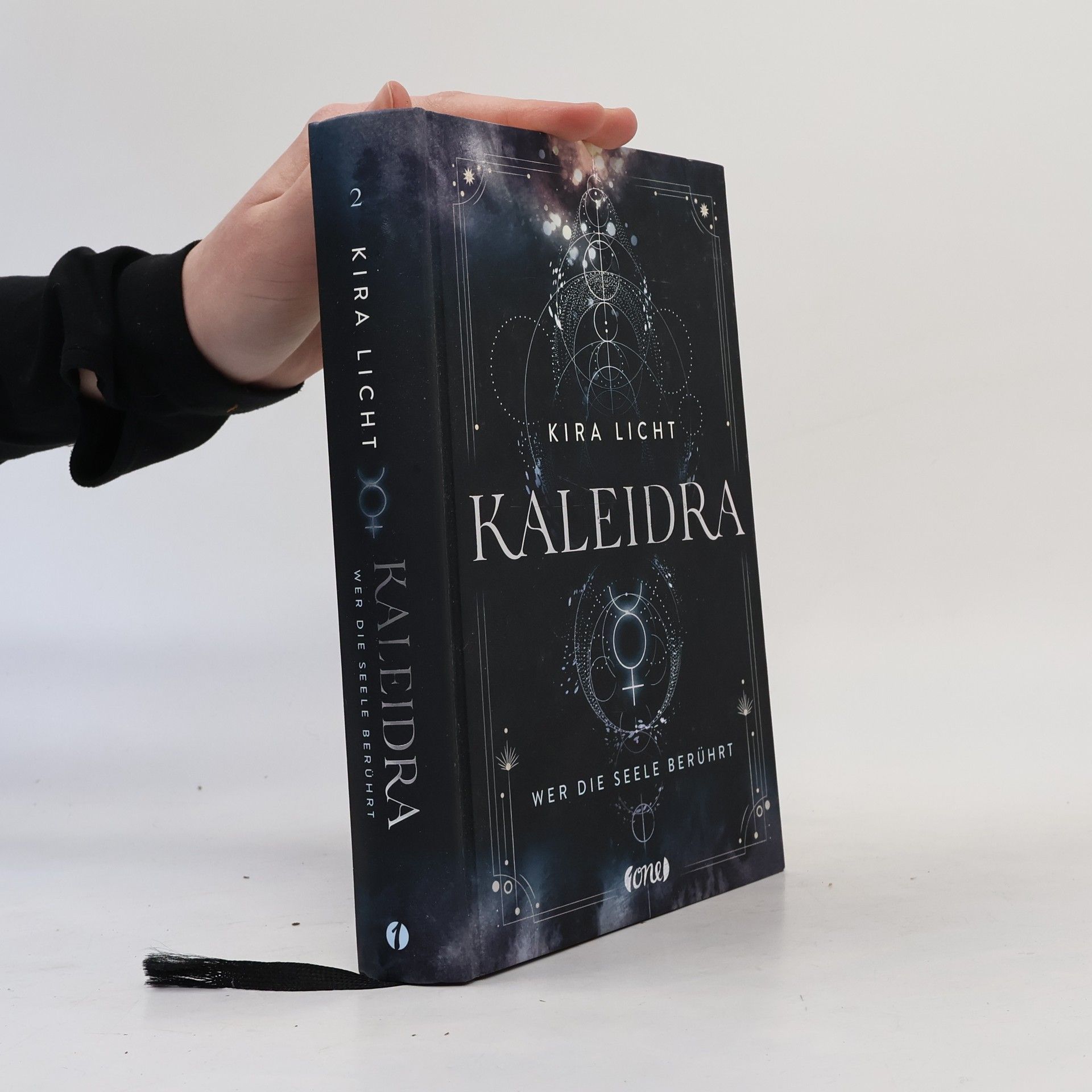 Kira Licht Kaleidra. Wer die Seele berührt