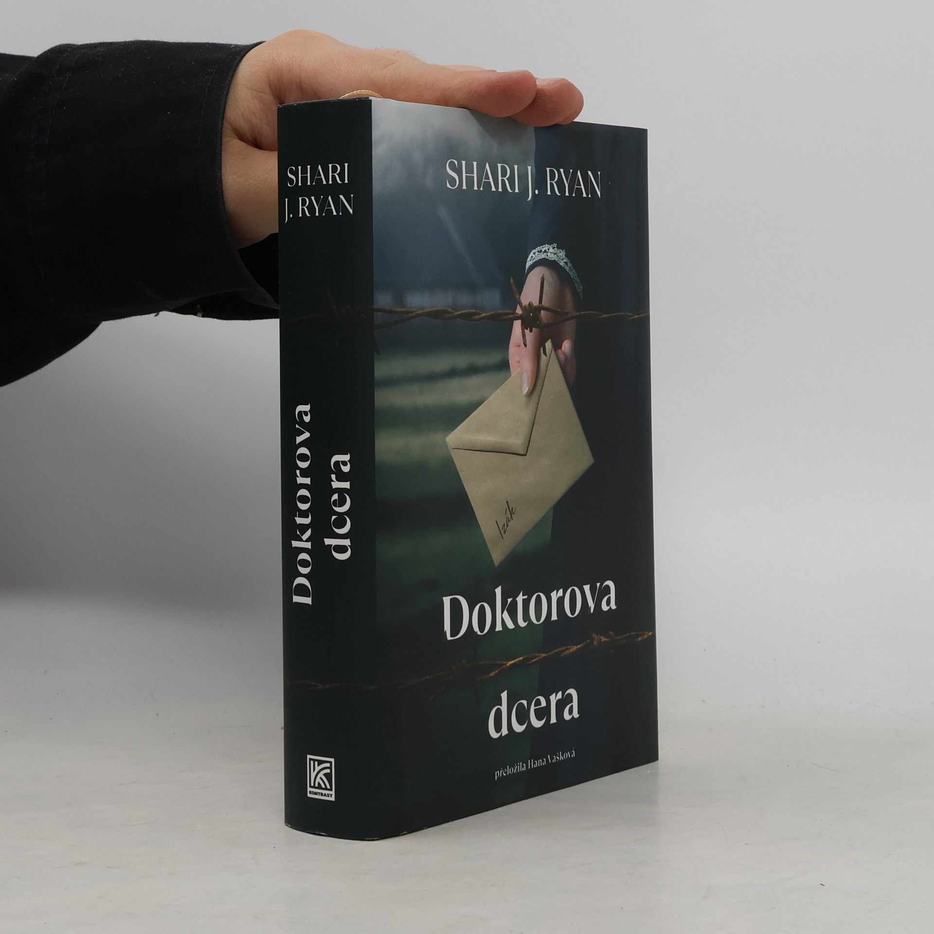 Shari J. Ryan Doktorova dcera