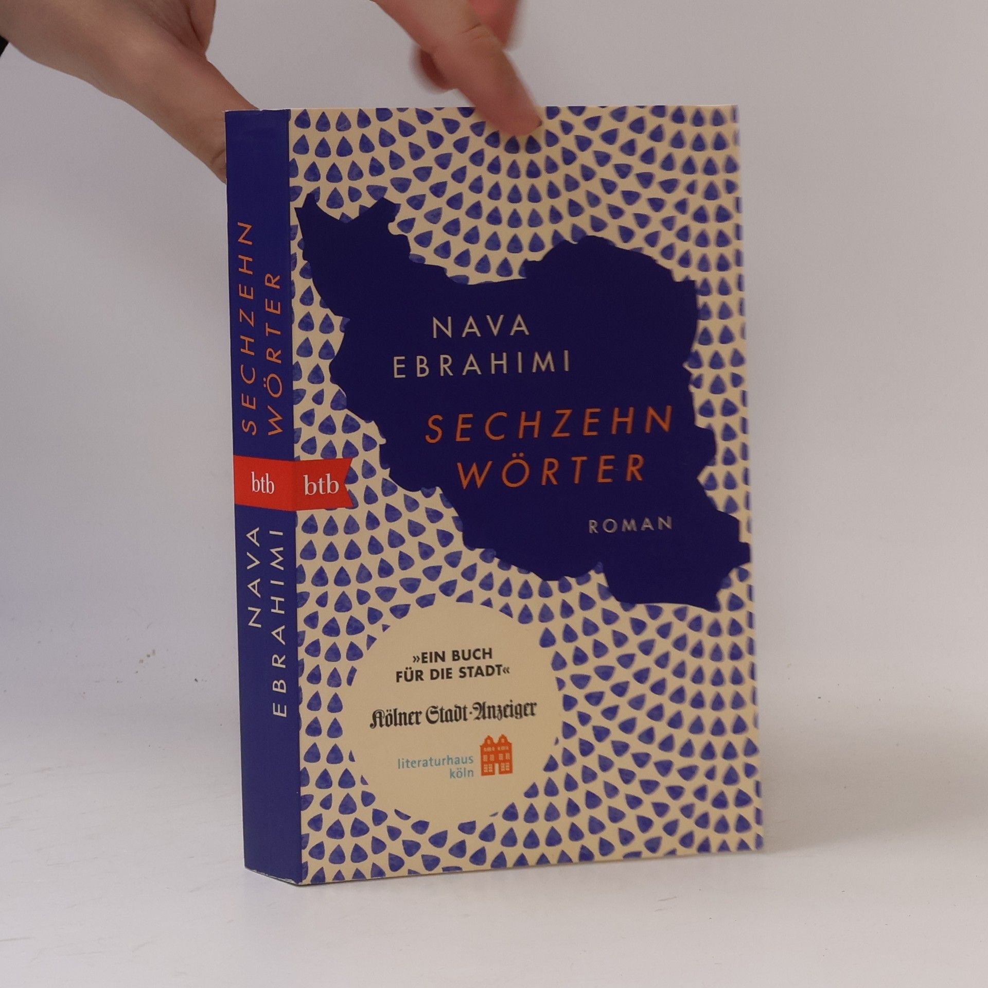 Nava Ebrahimi Sechzehn Wörter