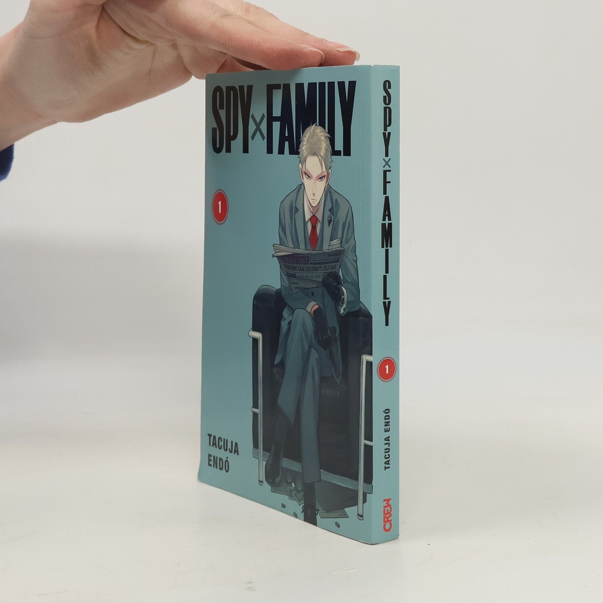 Tacuja Endó Spy x Family 1