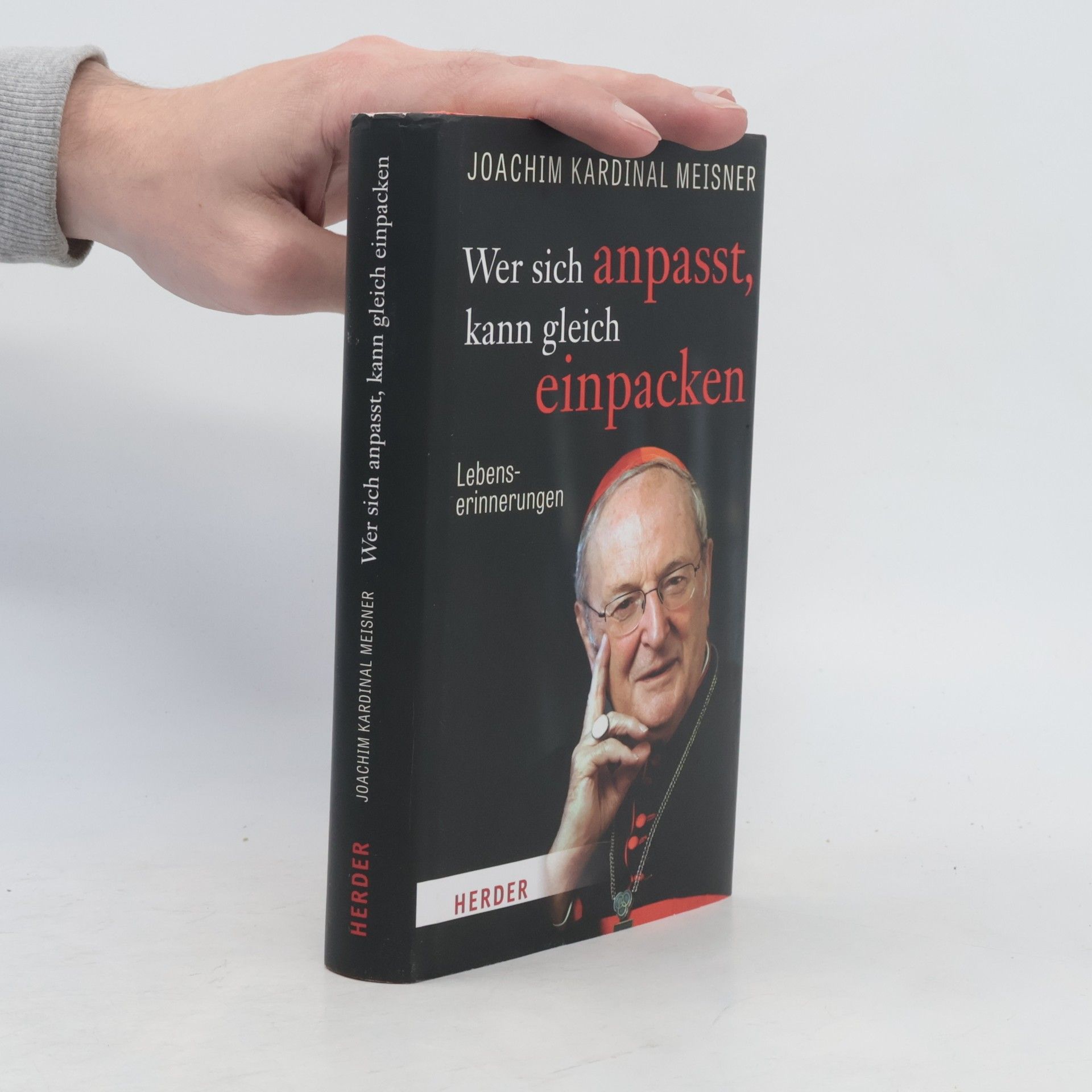 Wer sich anpasst, kann gleich einpacken