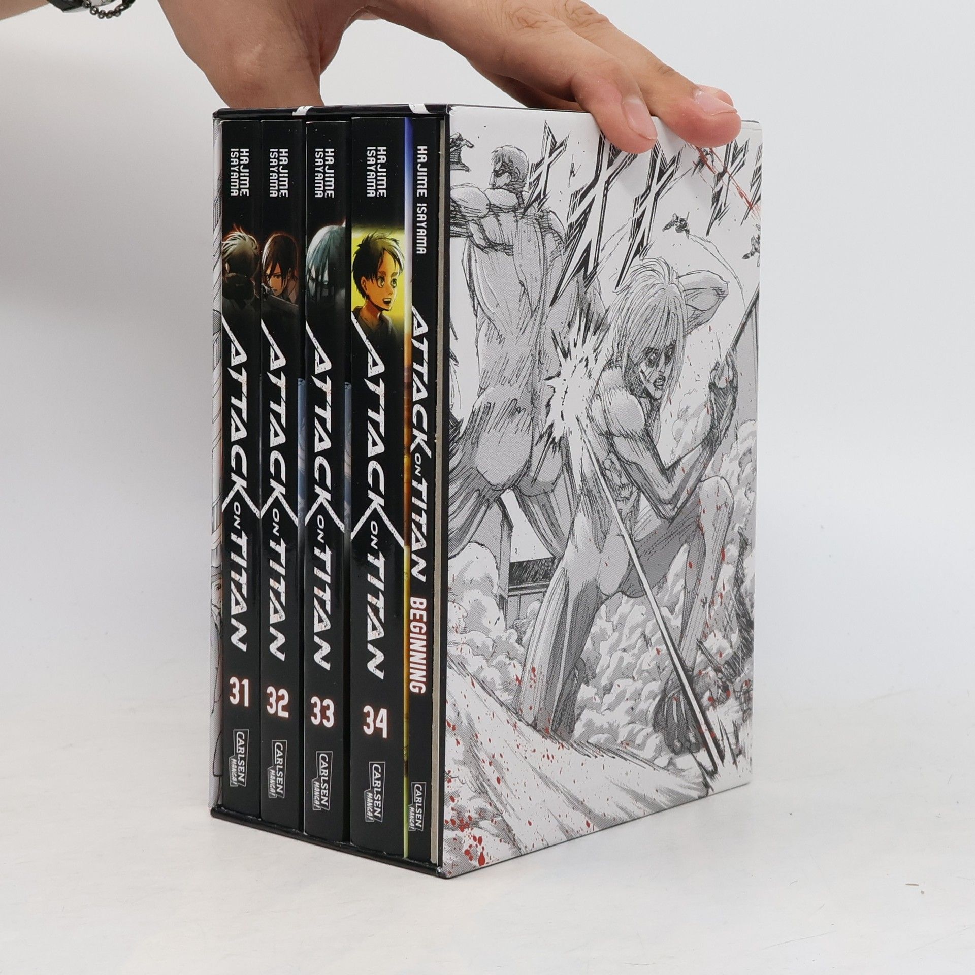 Hajime Isayama Attack on Titan. Box 1-5