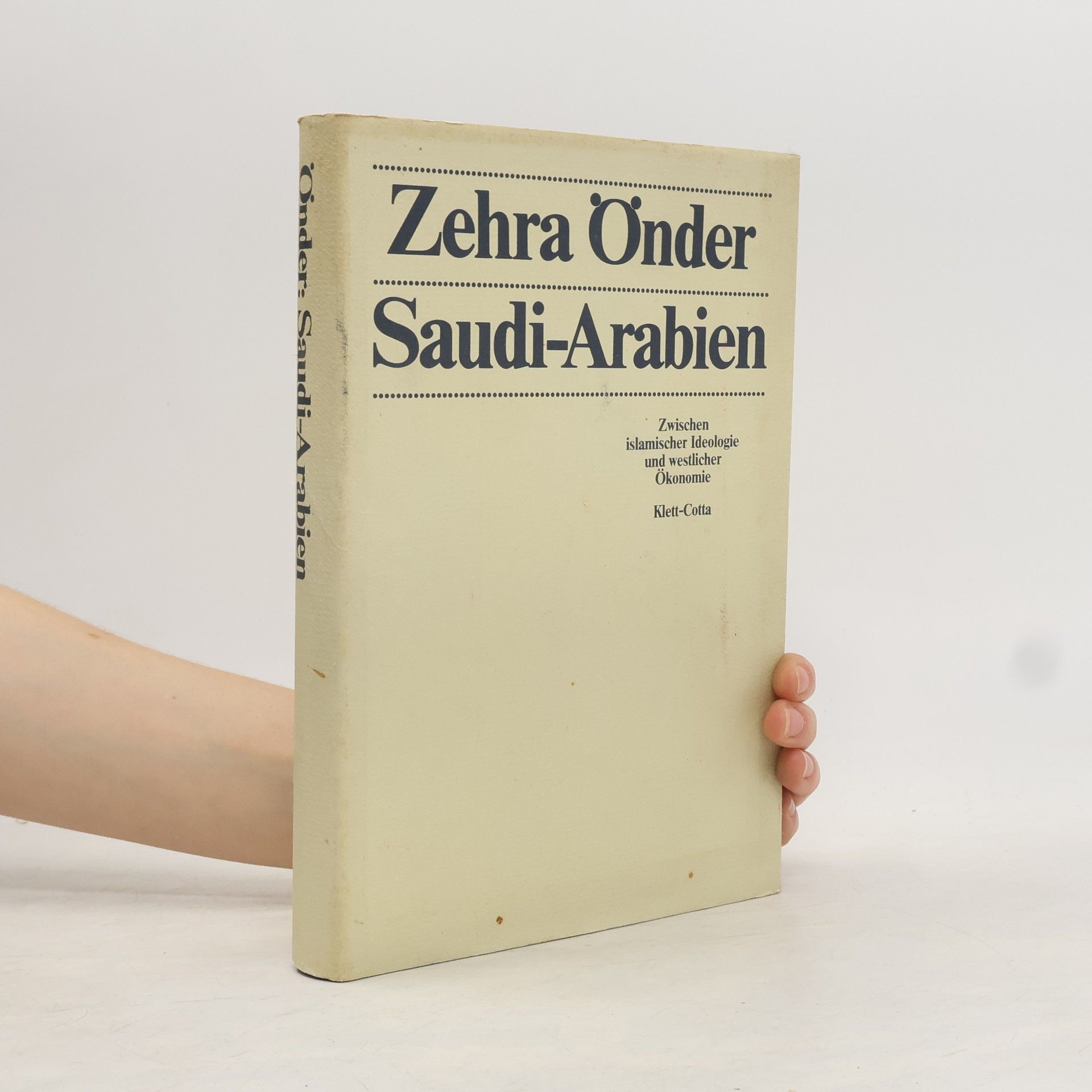 Zehra Önder Saudi-Arabien