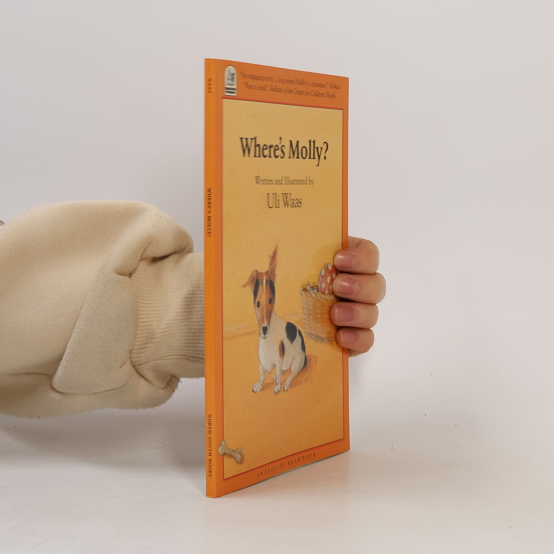 An Easy-to-Read Book: Where's Molly?