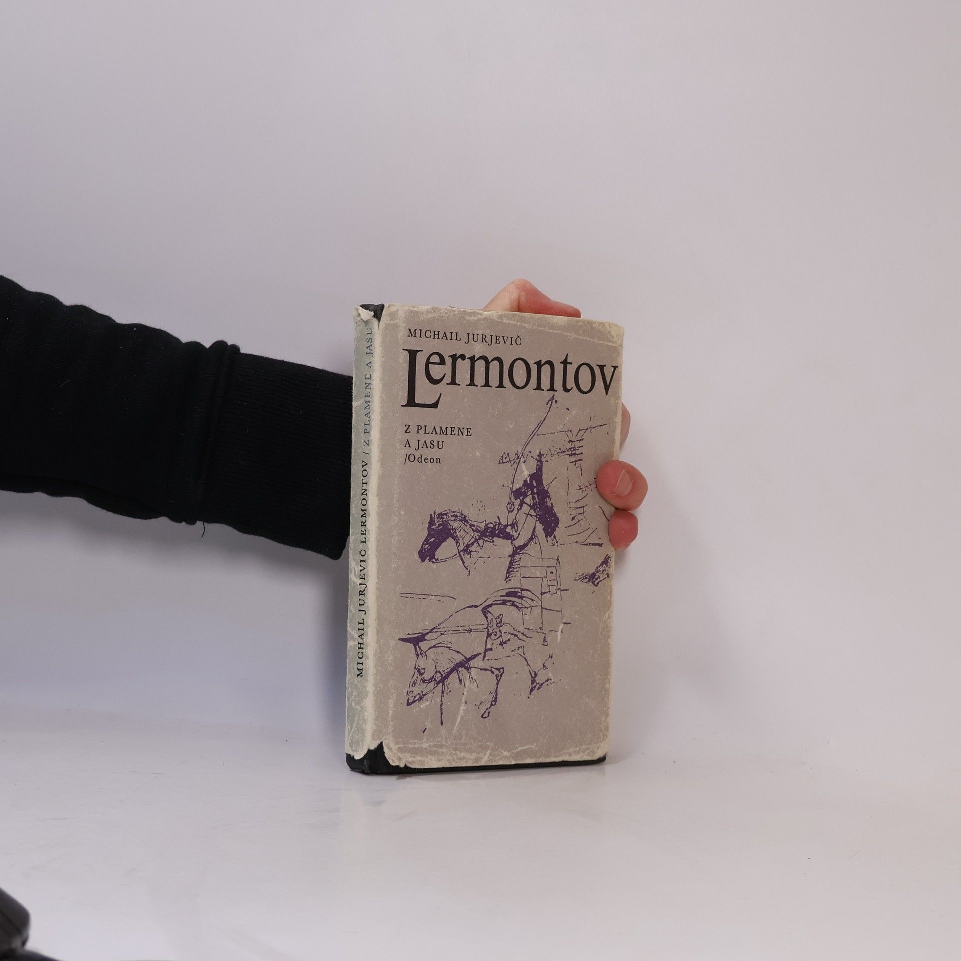 Michail Jurjevič Lermontov Z plamene a jasu
