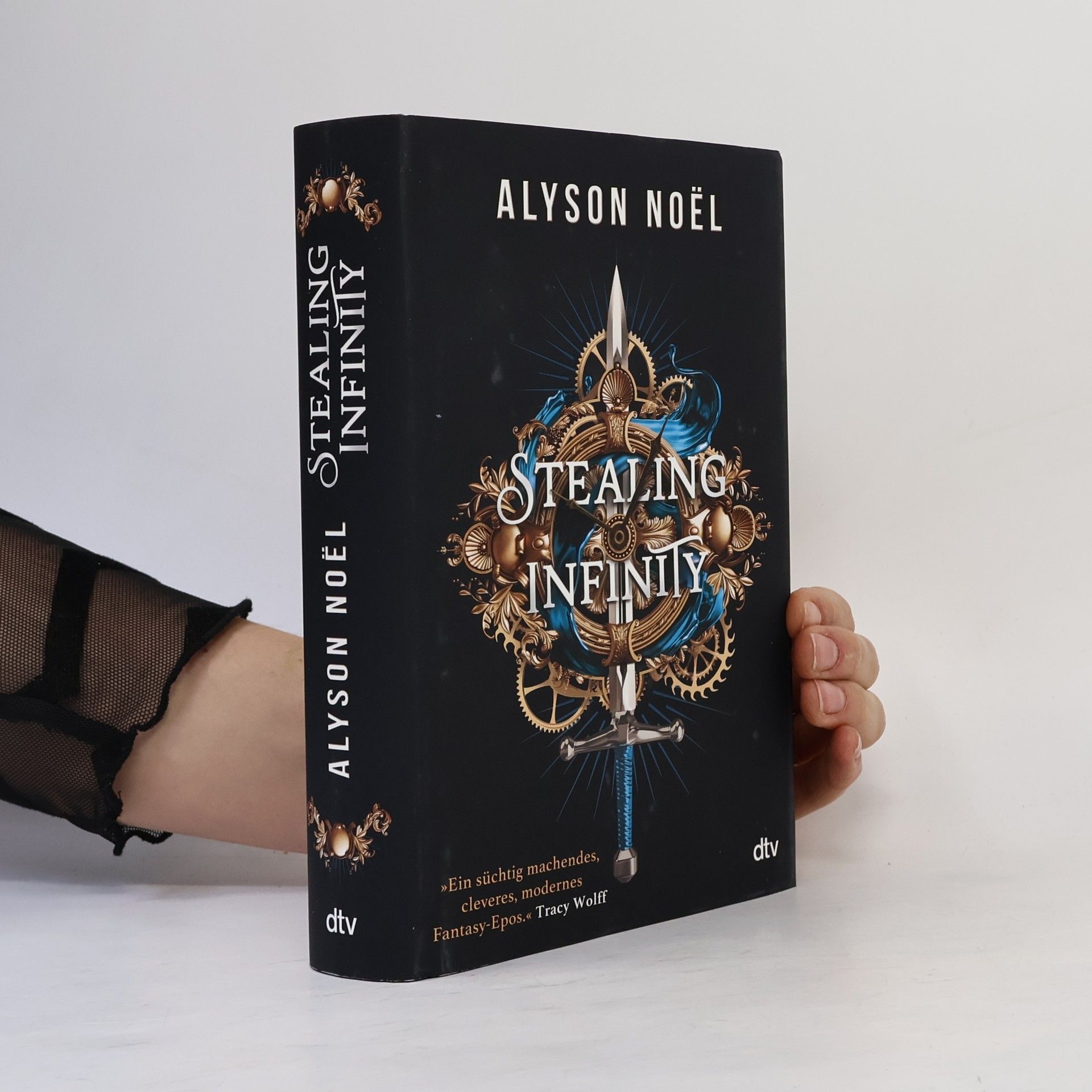 Alyson Noël Stealing infinity