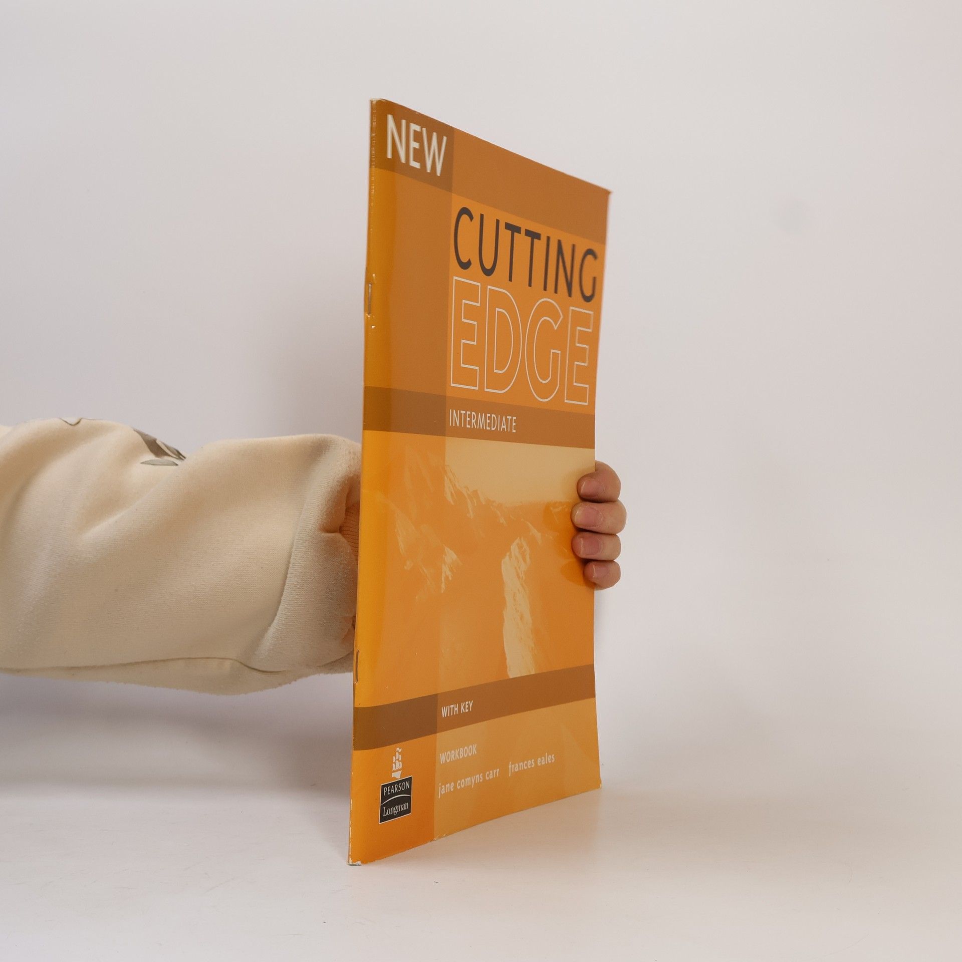 New Cutting Edge. Intermediate Workbook