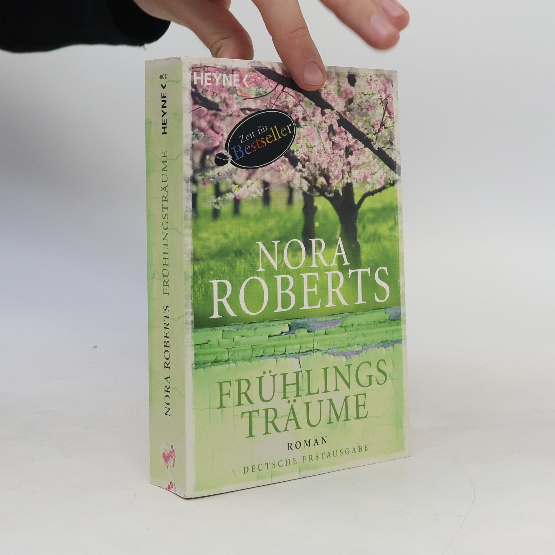 Nora Roberts Frühlingsträume