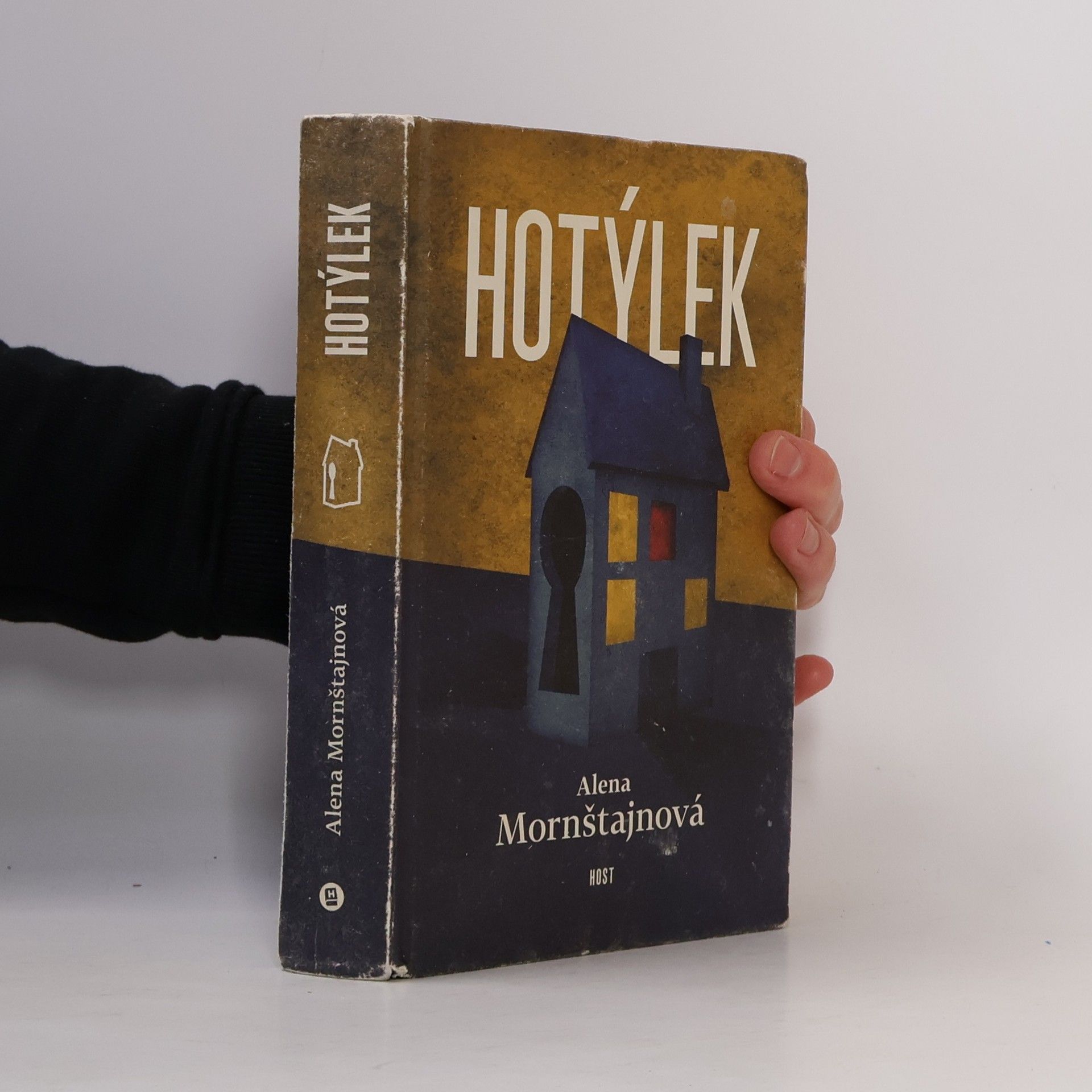 Alena Mornštajnová Hotýlek