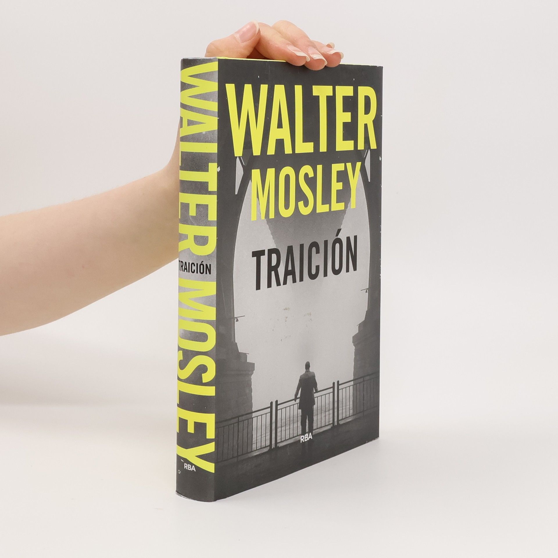 Walter Mosley Traición
