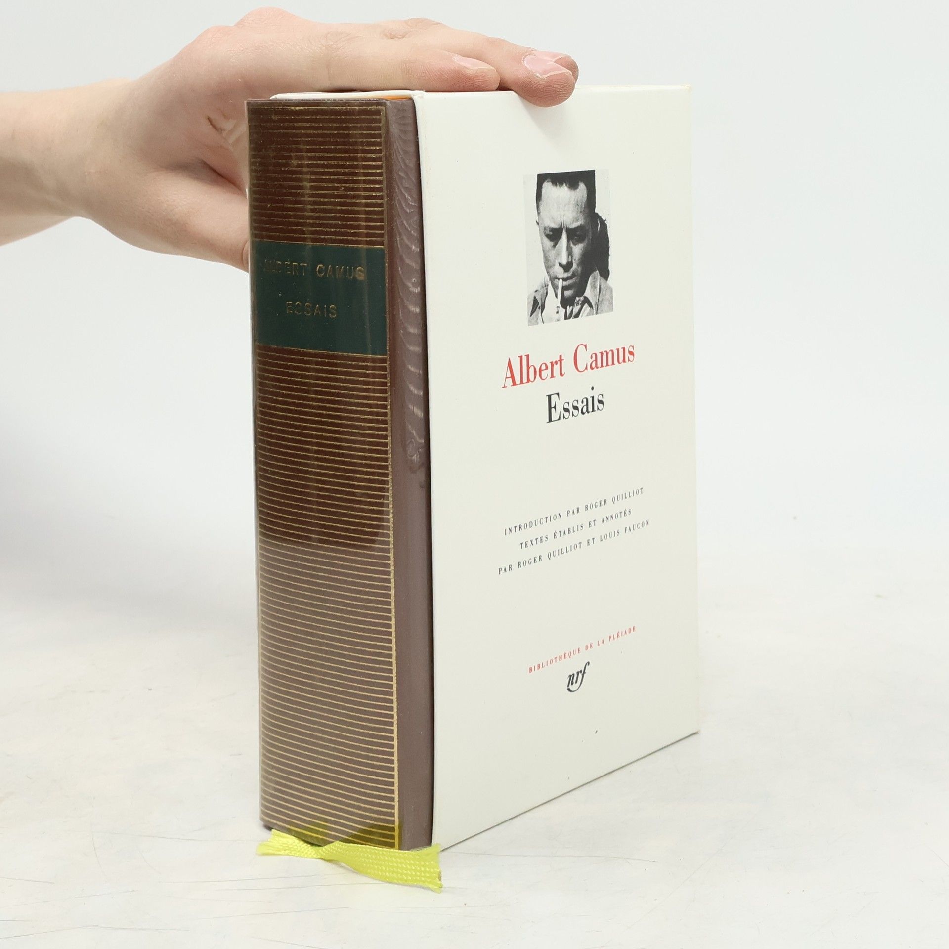 Bibliothèque de la Pléiade: Essais