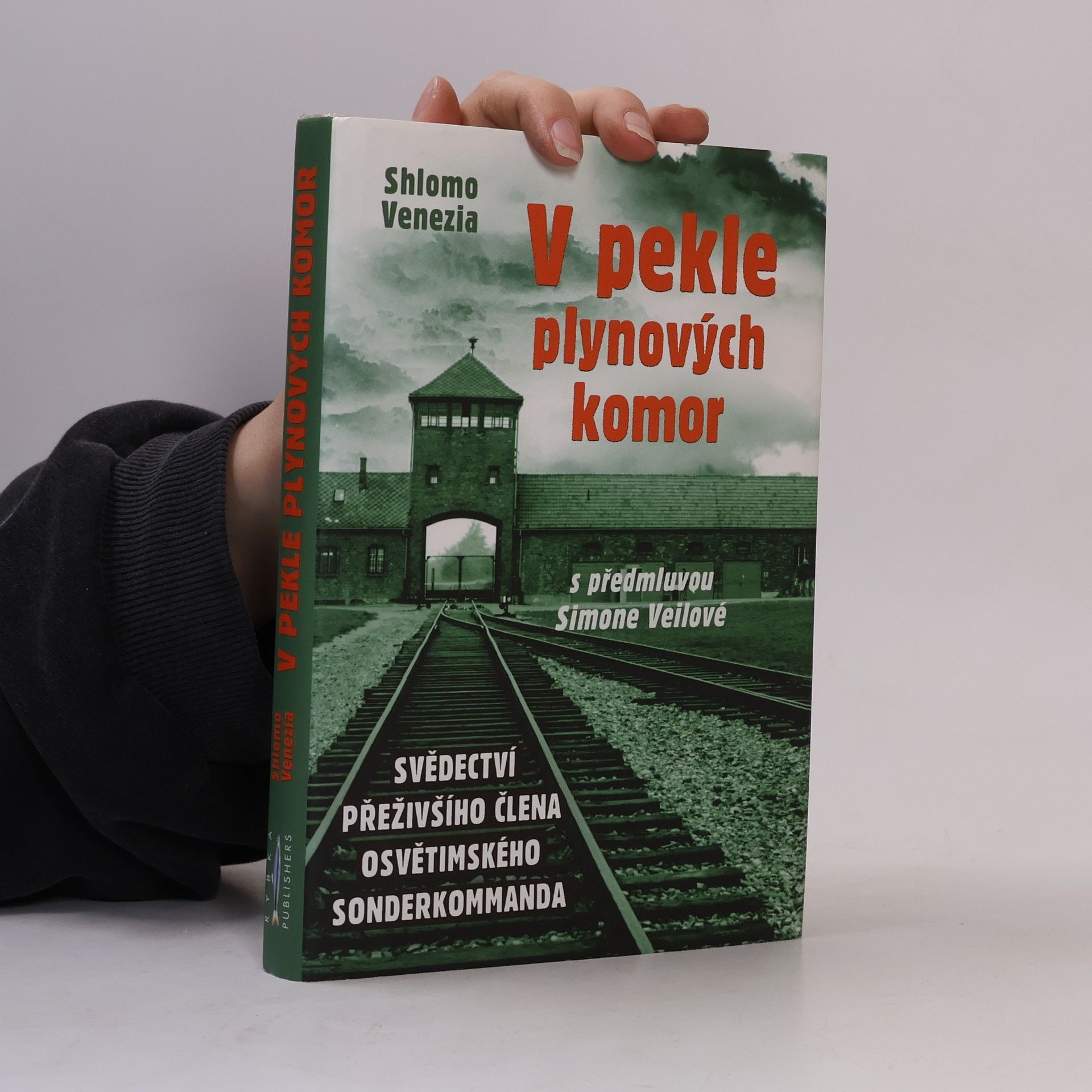 Shlomo Venezia V pekle plynových komor