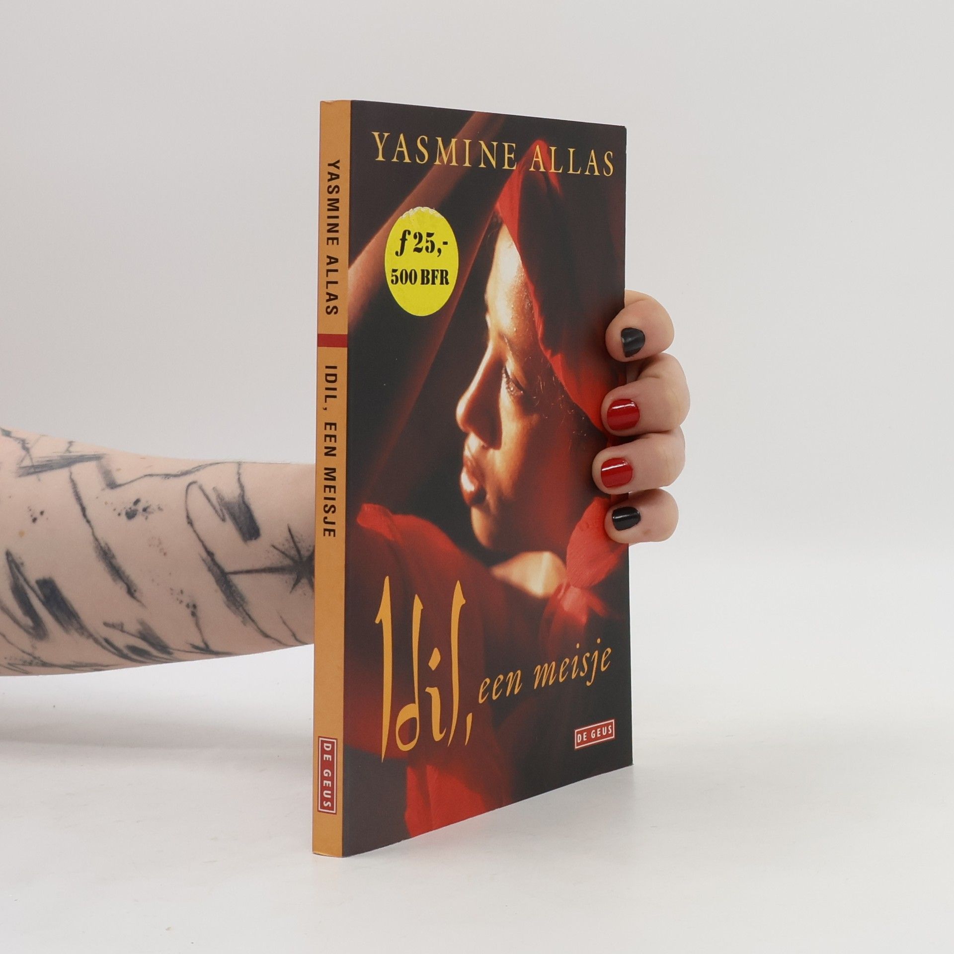 Yasmine Allas Idil, een meisje
