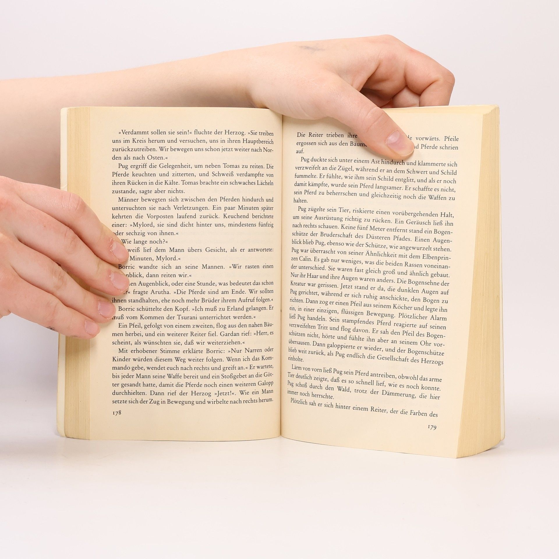 Raymond E. Feist Die Midkemia-Saga: Der Lehrling des Magiers