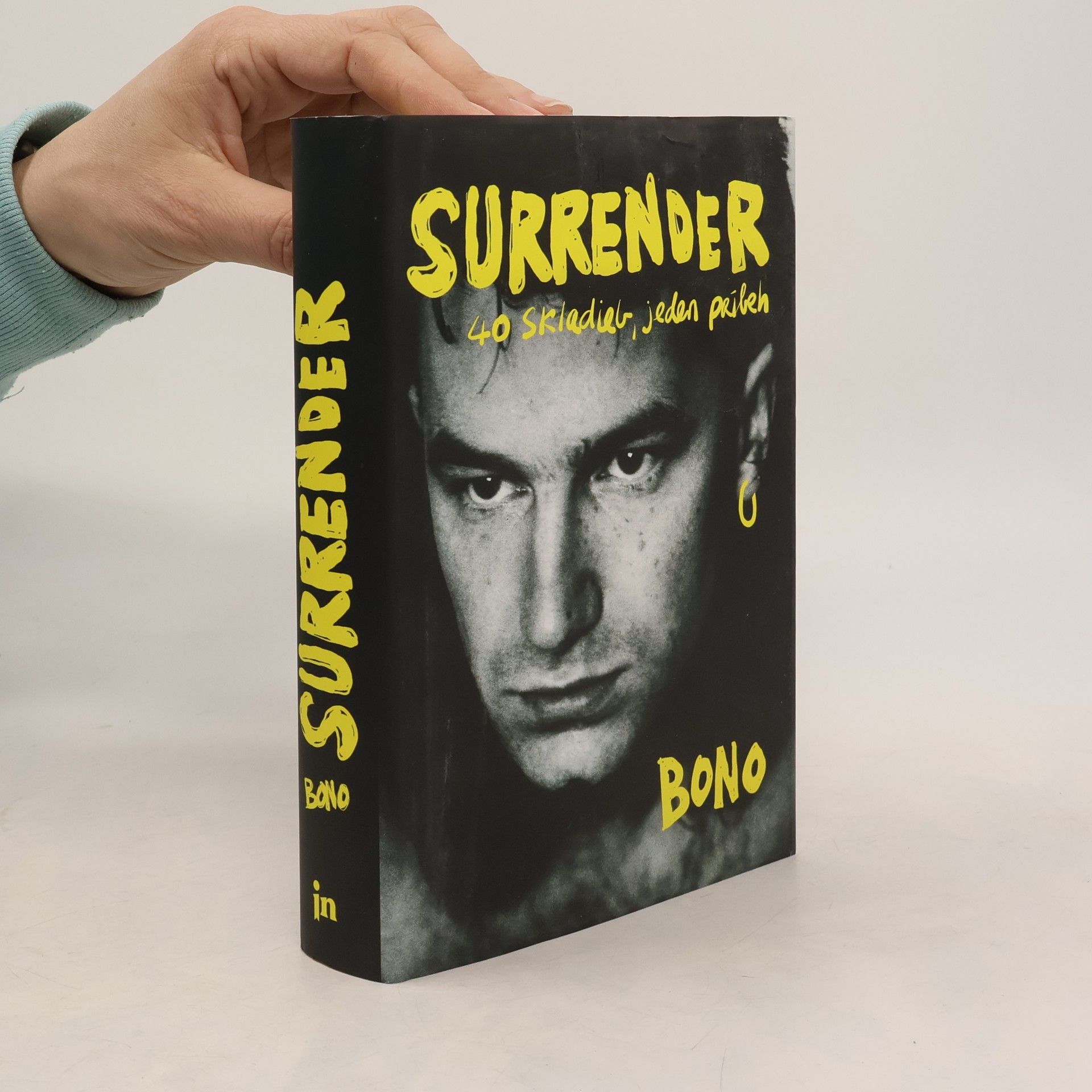 Autores varios Surrender. 40 skladieb, jeden príbeh