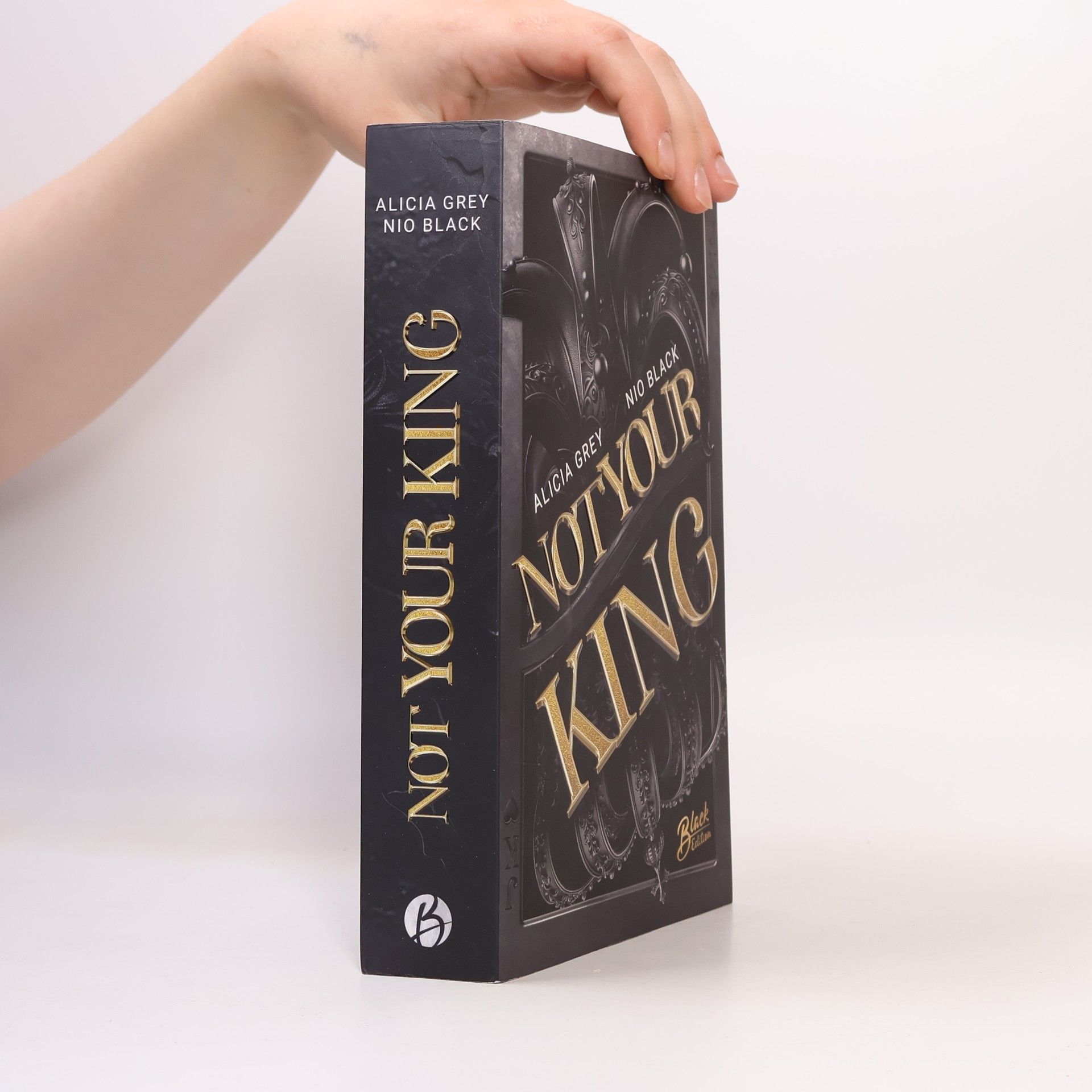 Alicia Grey Not Your King