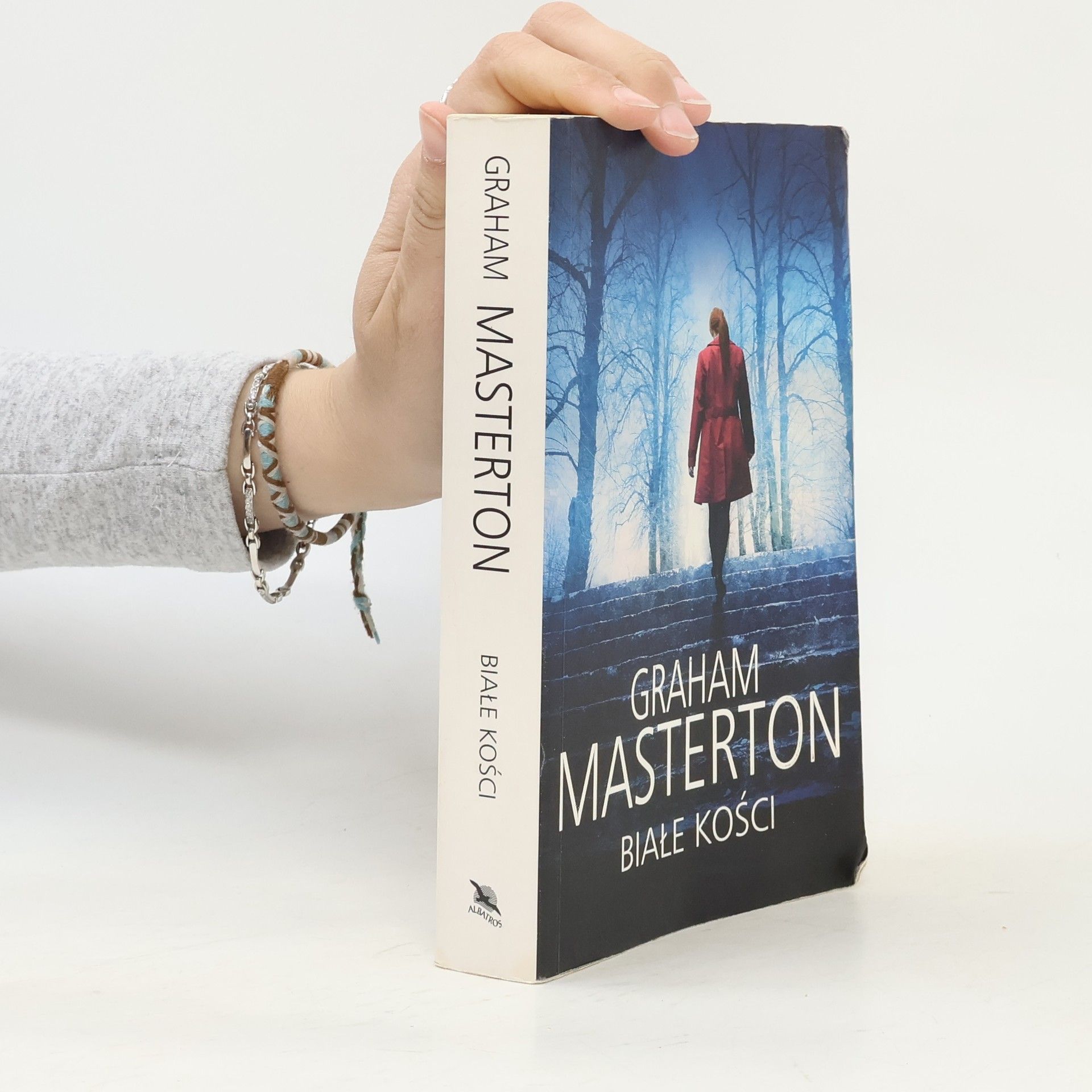 Graham Masterton Białe kości