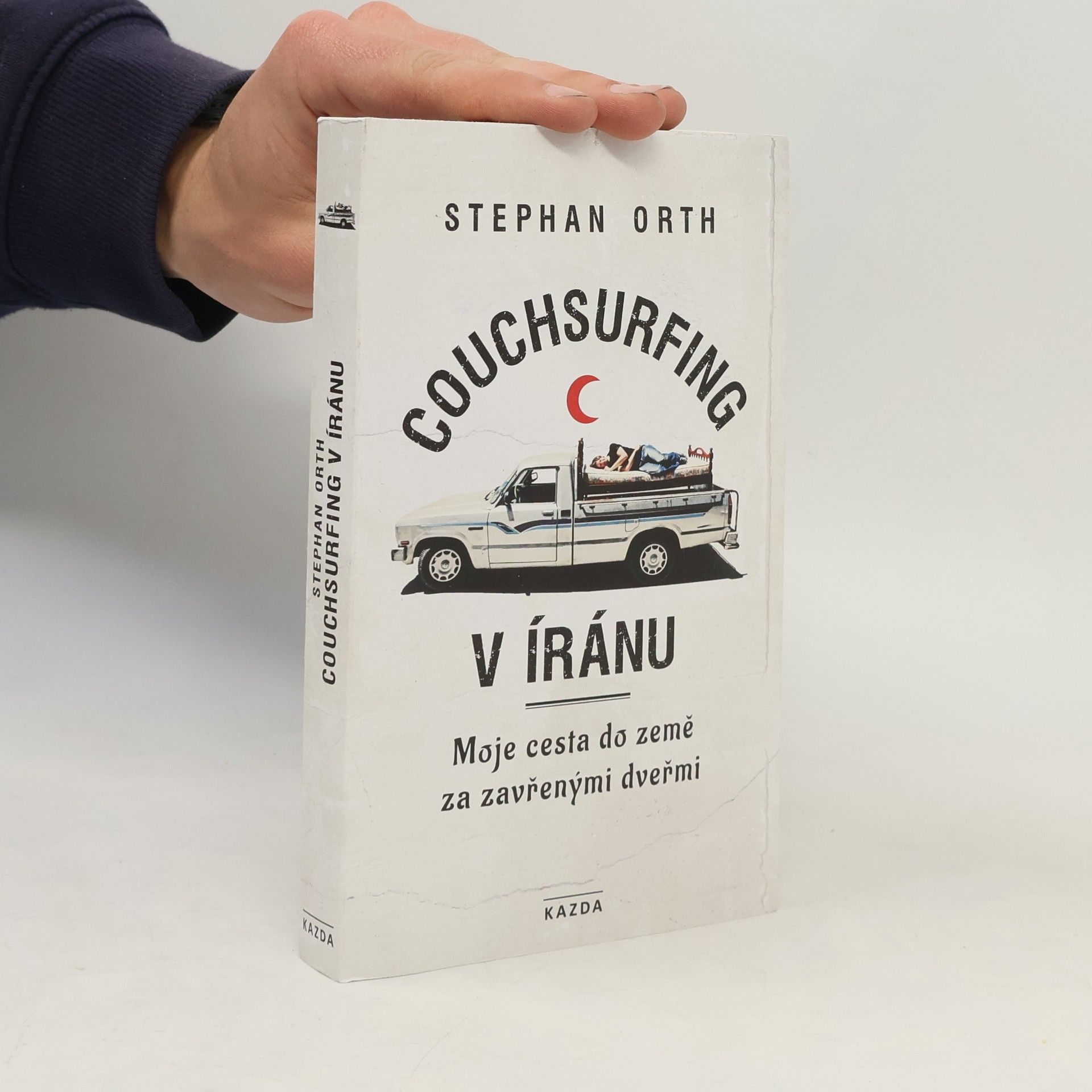 Stephan Orth Couchsurfing v Íránu