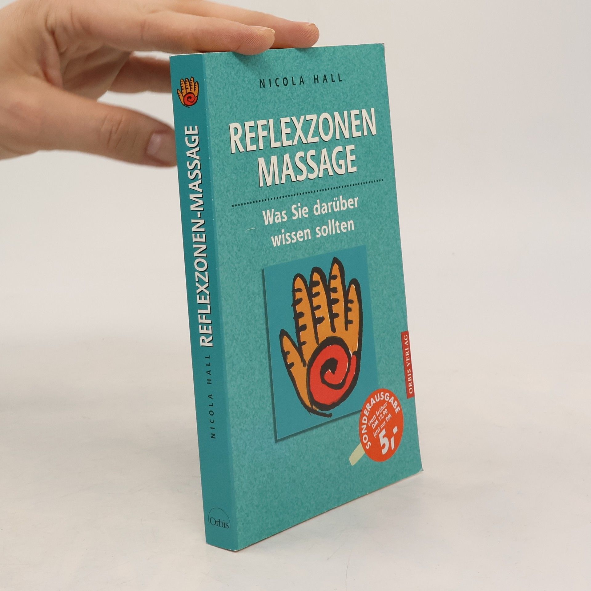 Nicola M. Hall Reflexzonenmassage
