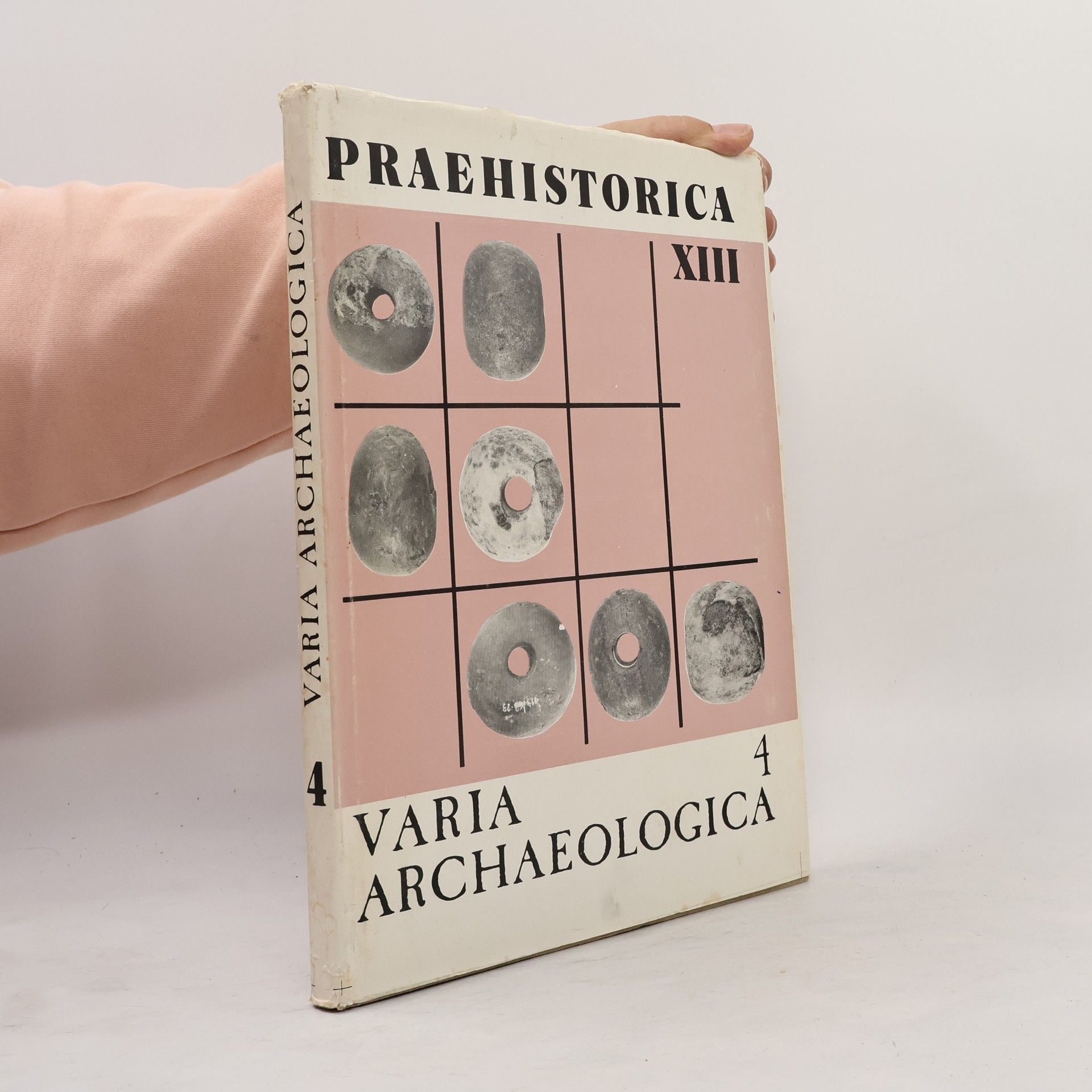 Alena Závadová Praehistorica XIII - Varia Archaeologica 4