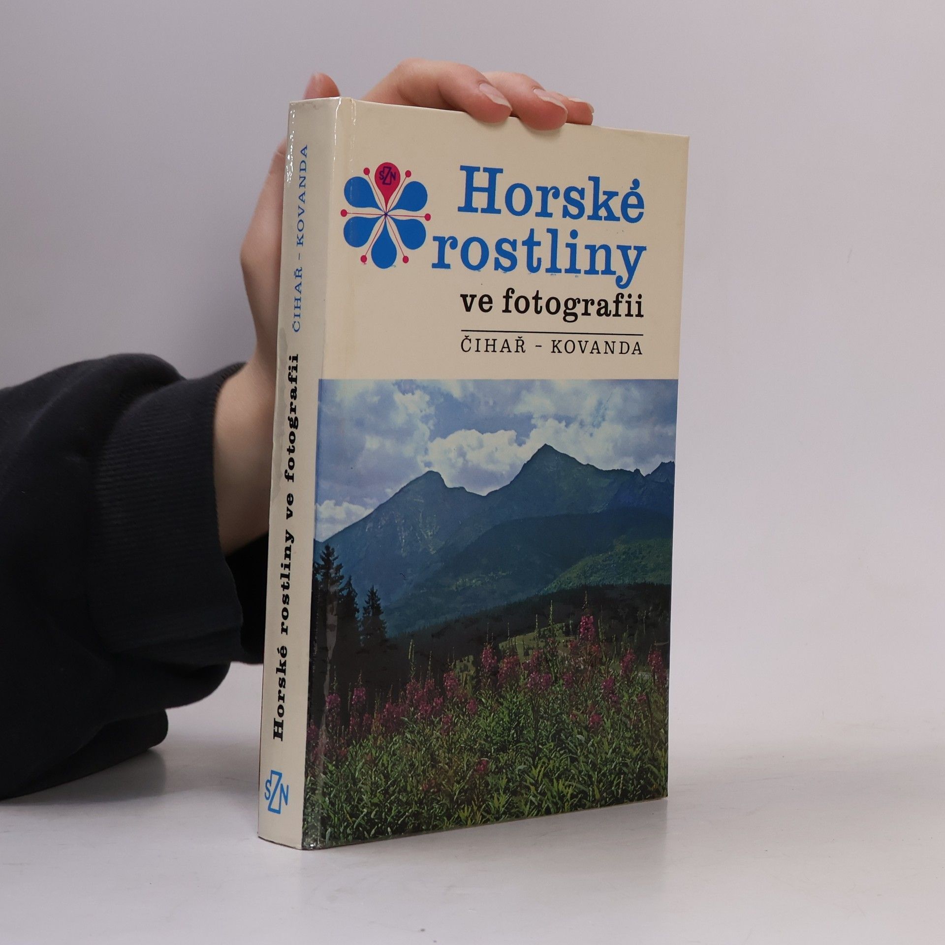 S. Malá Horské rostliny ve fotografii