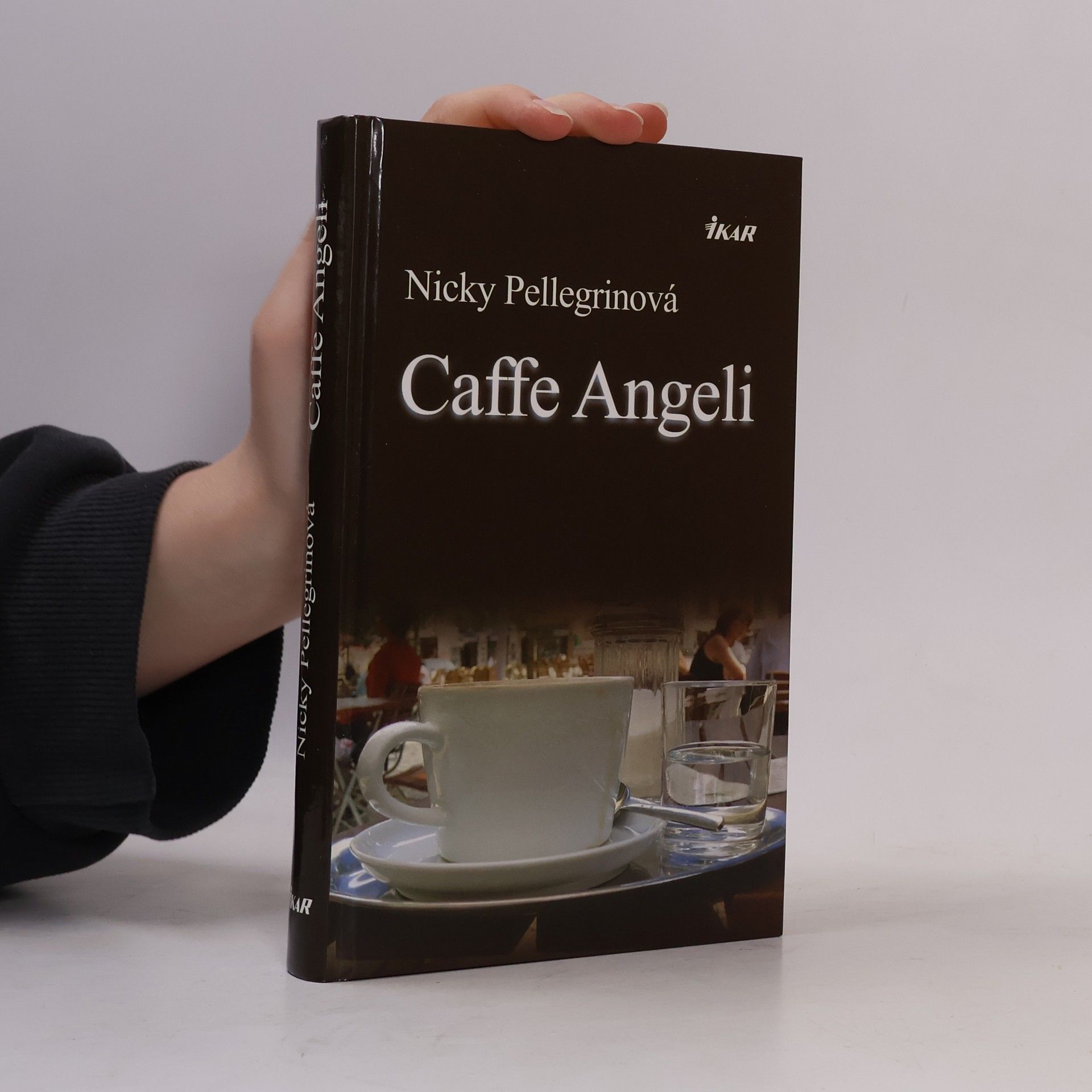 Nicky Pellegrino Caffe Angeli