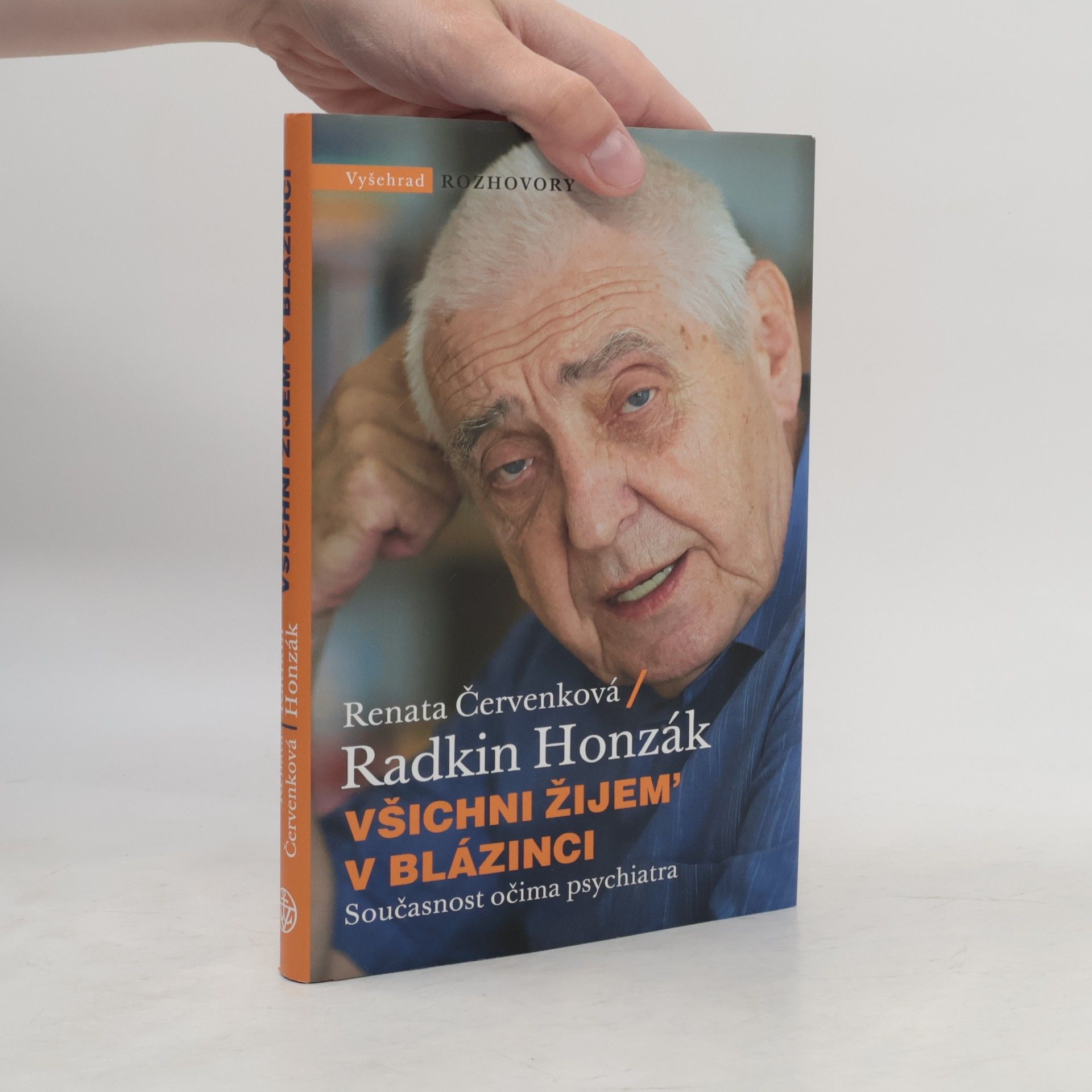 Všichni žijem' v blázinci