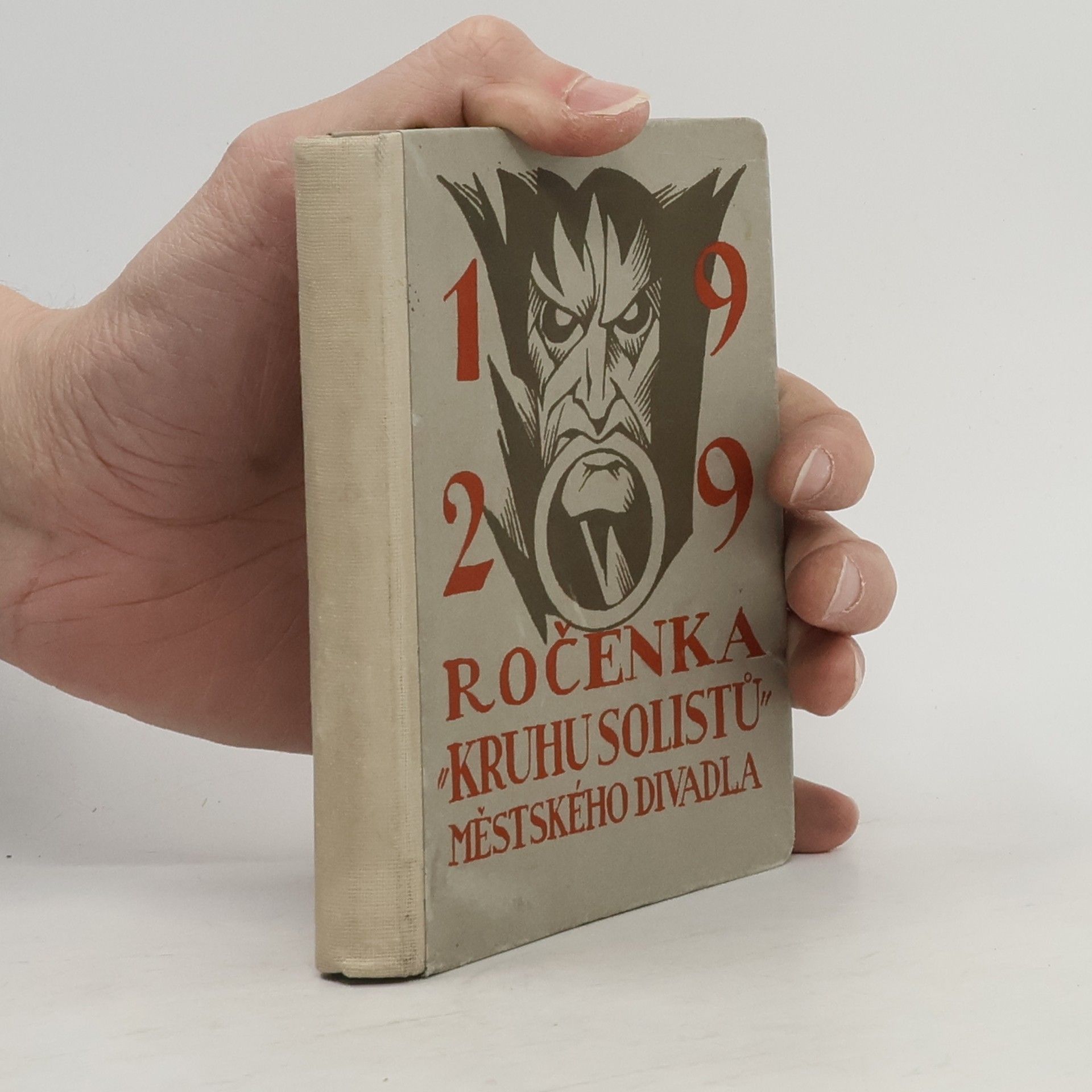 Autorenkollektiv Ročenka kruhu solistů městského divadla 1929