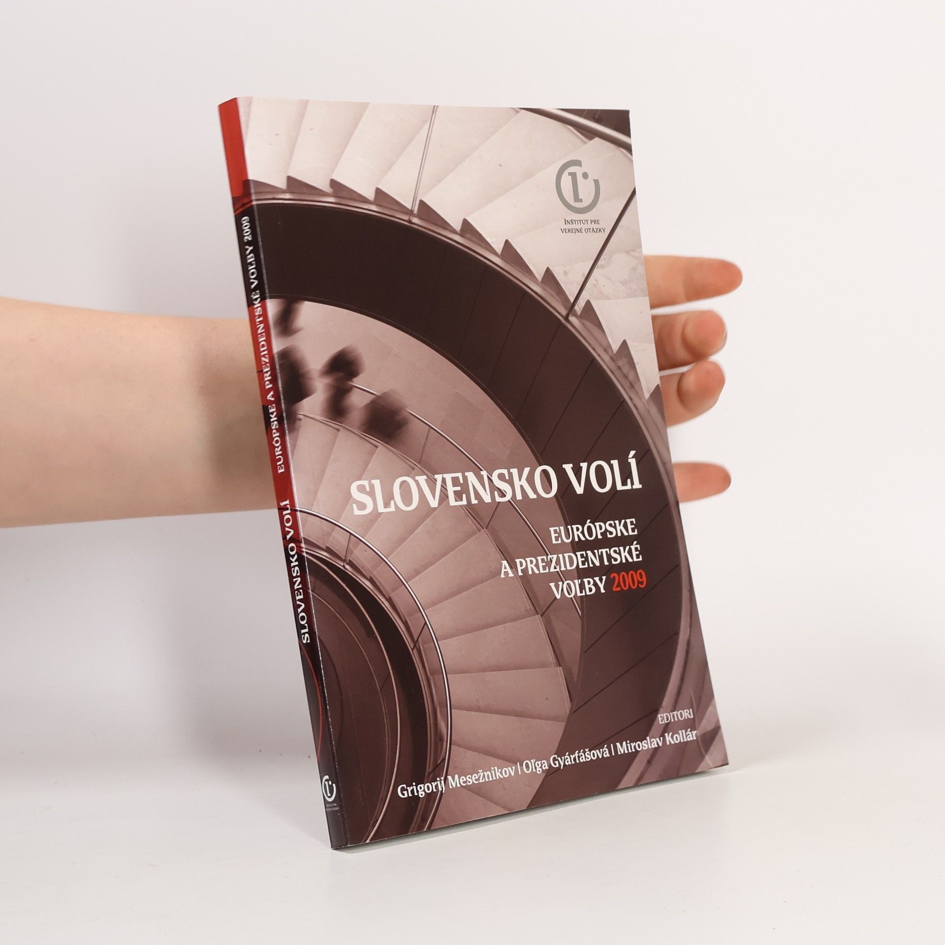 Various authors Slovensko volí