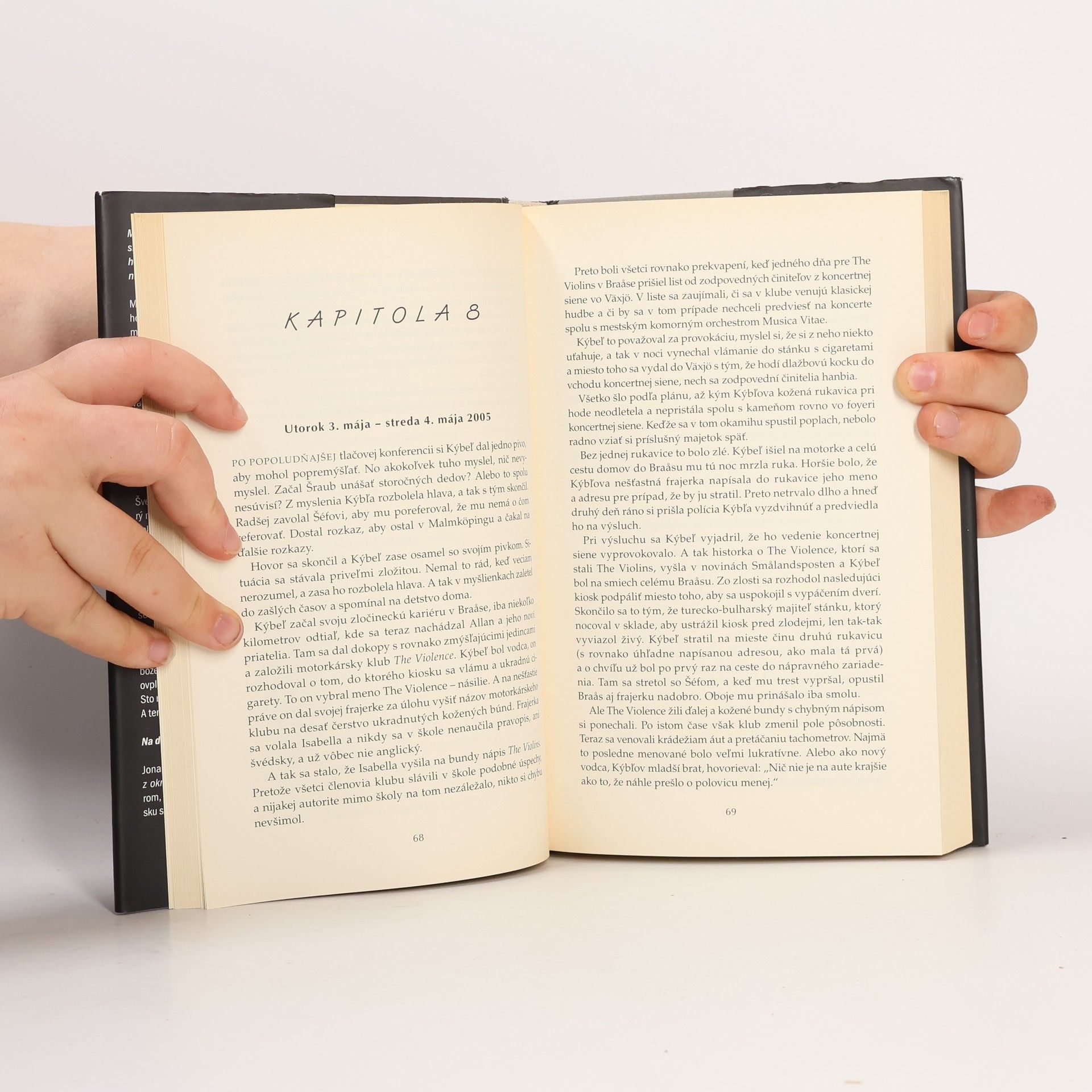 Jonas Jonasson Storočný starček, ktorý vyliezol z okna a zmizol