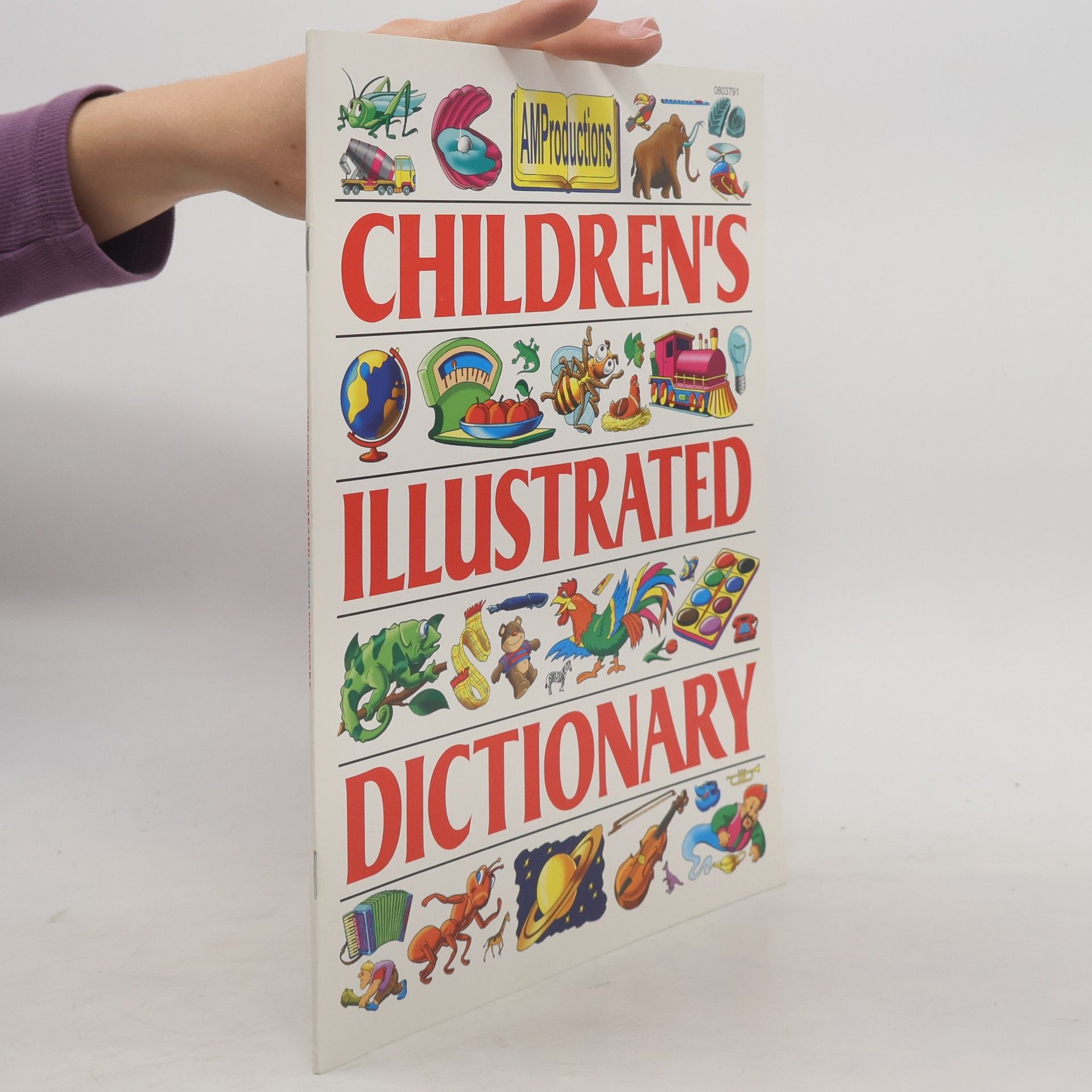 Astrid Anand Children's illustrated dictionary