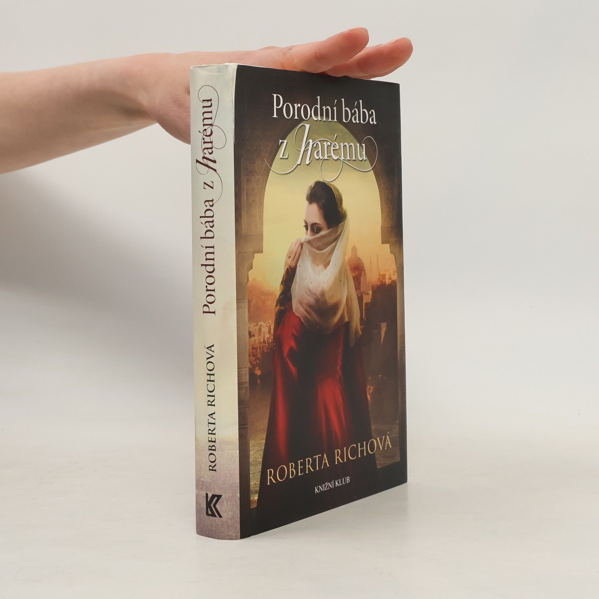 Roberta Rich Porodní bába z harému