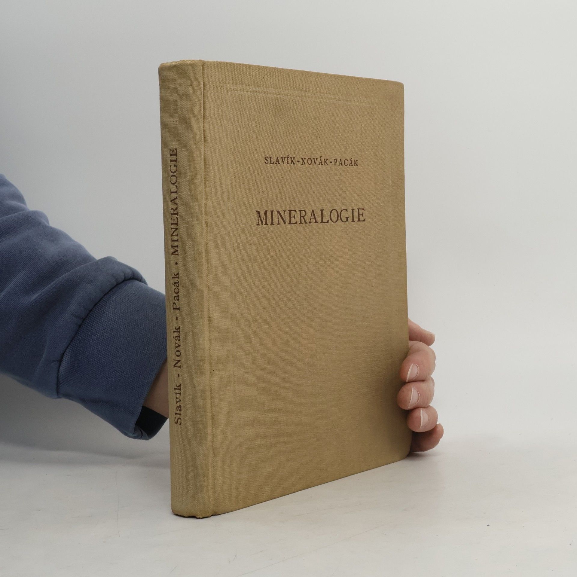 Jiří Novák Mineralogie